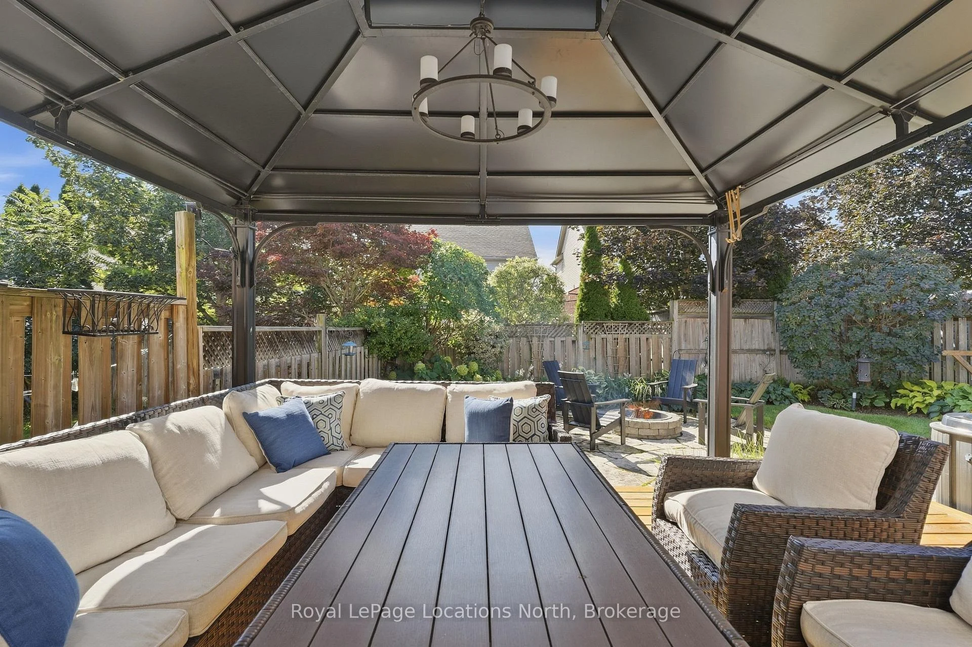 Photo 54 of 20 Highlands Crescent, Collingwood — HOMEH