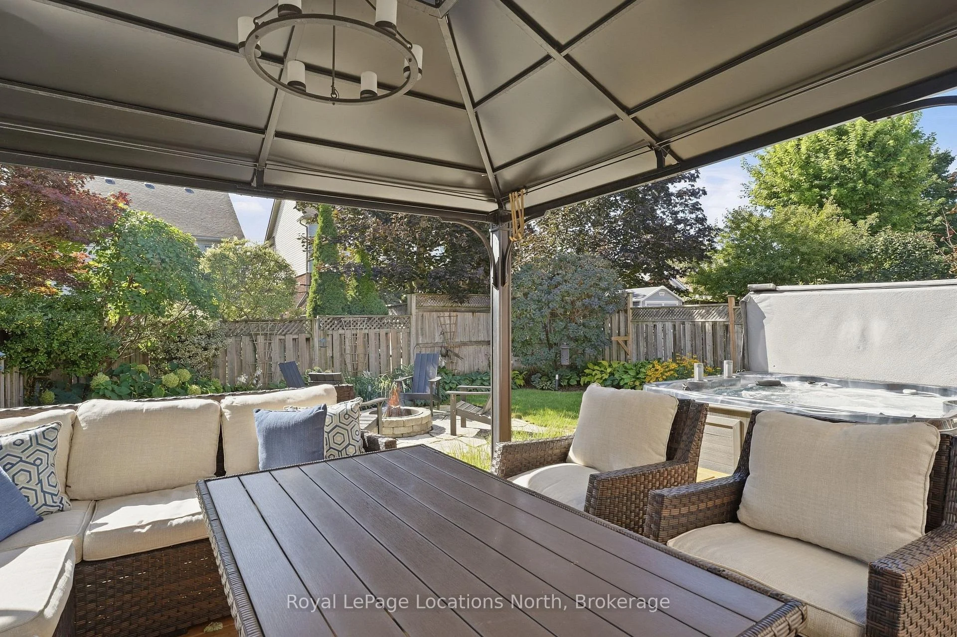 Photo 56 of 20 Highlands Crescent, Collingwood — HOMEH