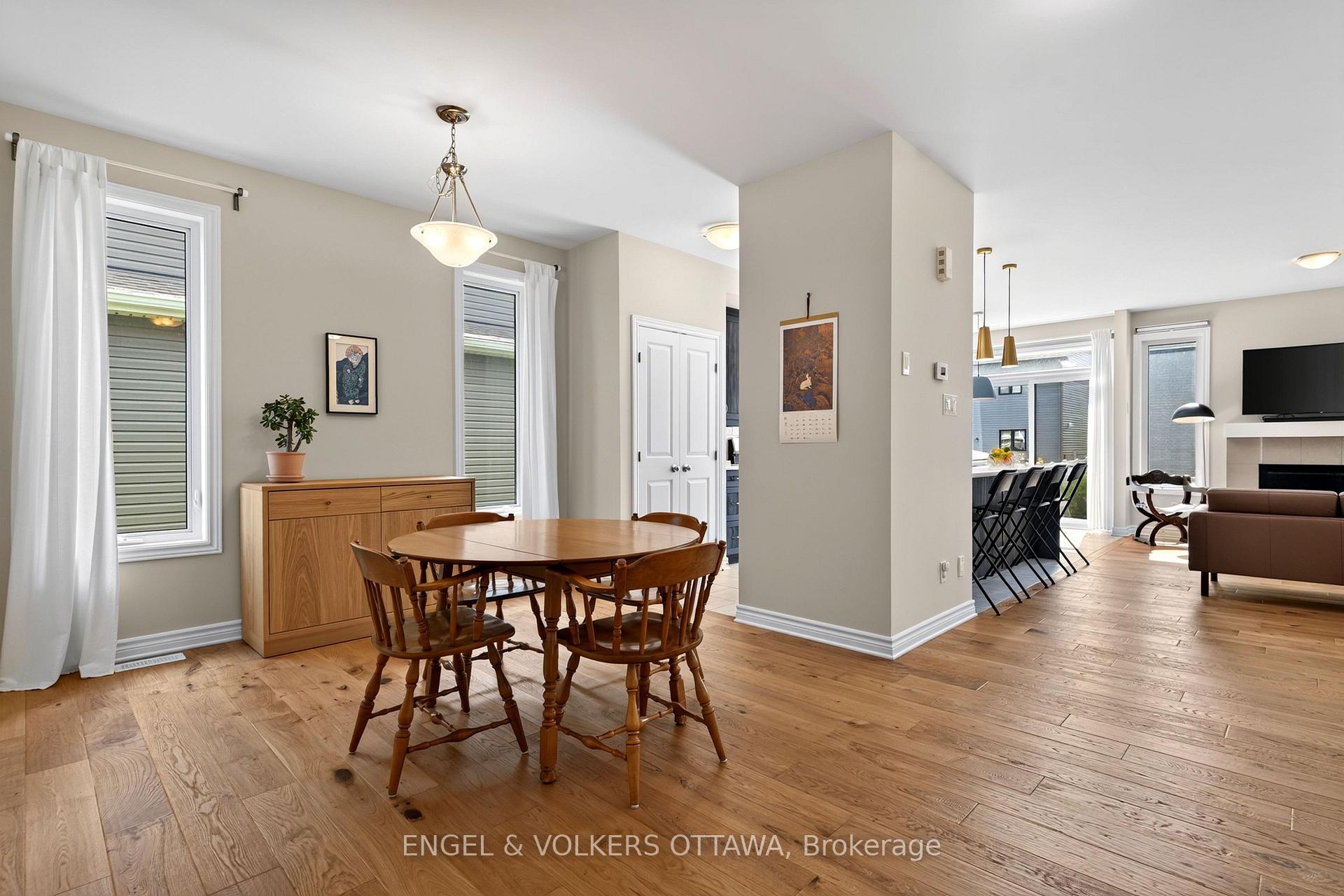Photo 11 of 920 Lucerne Drive, Russell, Embrun — HOMEH