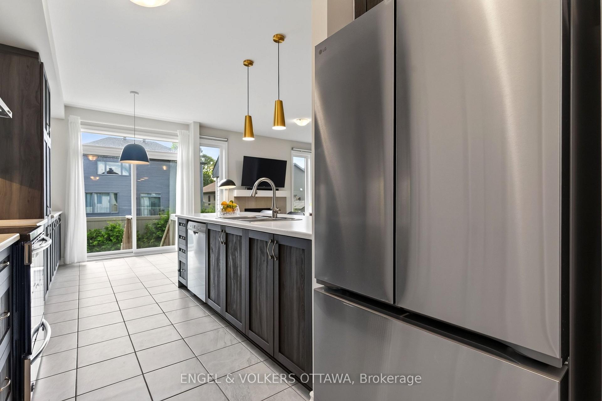 Photo 15 of 920 Lucerne Drive, Russell, Embrun — HOMEH