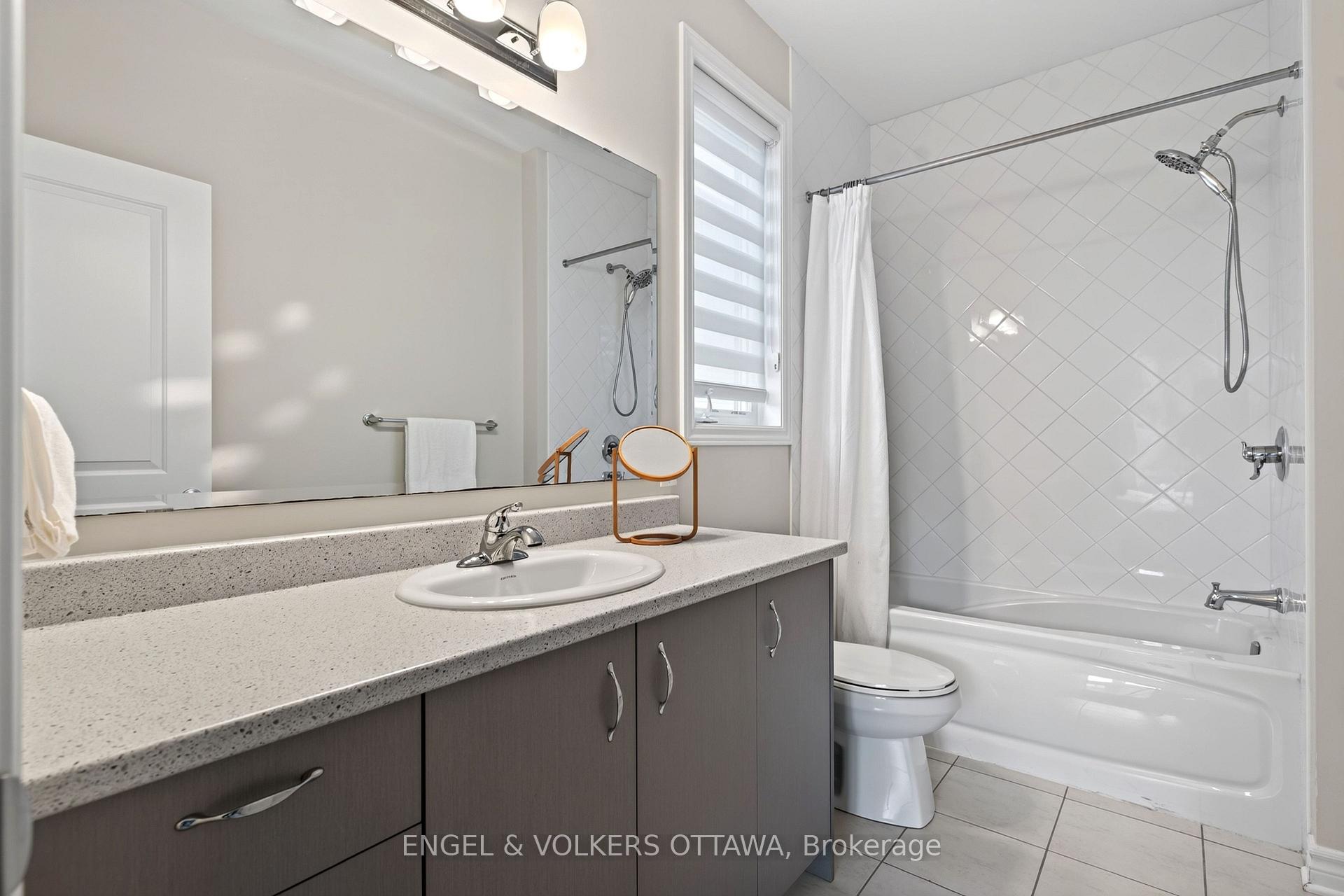 Photo 31 of 920 Lucerne Drive, Russell, Embrun — HOMEH