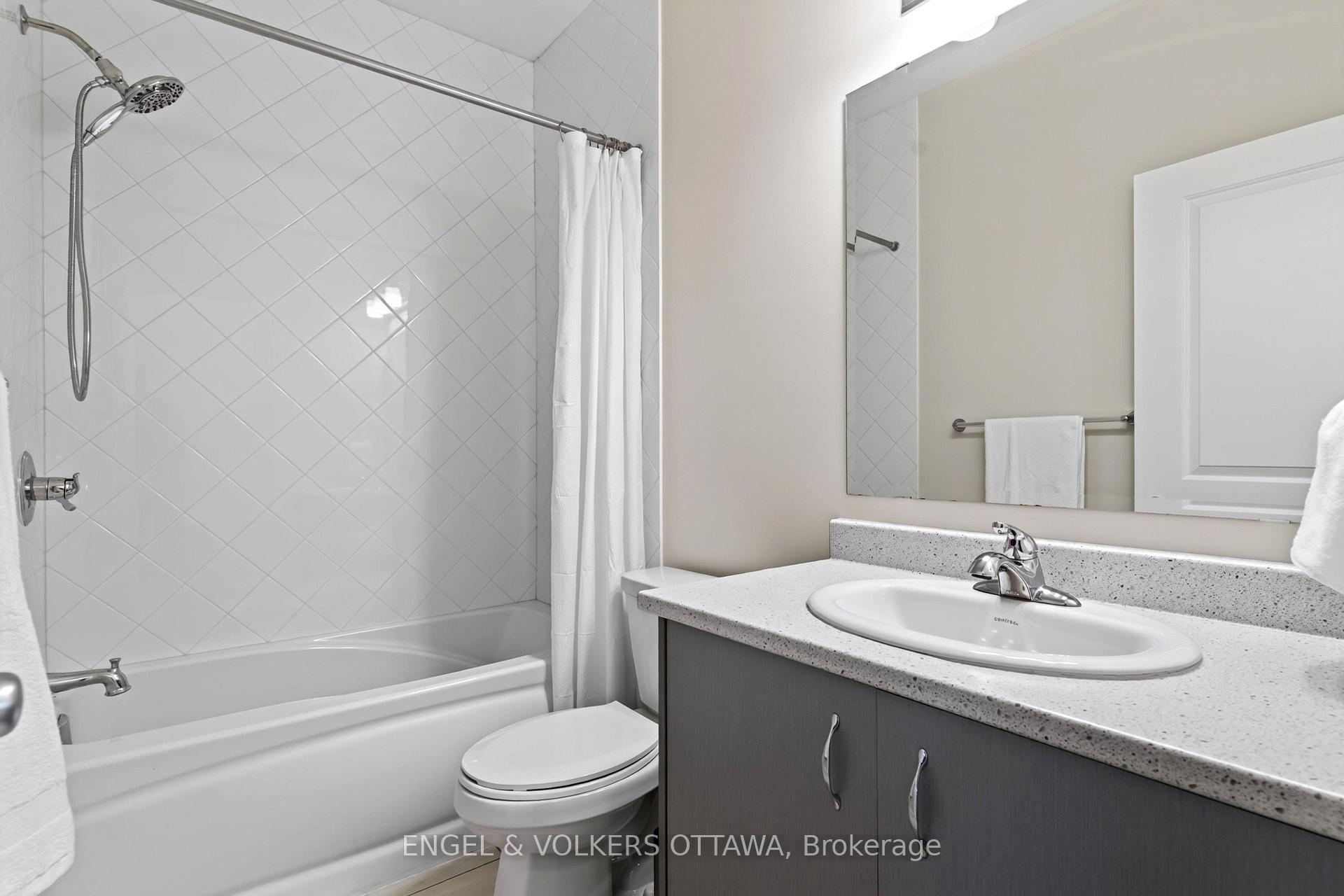Photo 34 of 920 Lucerne Drive, Russell, Embrun — HOMEH