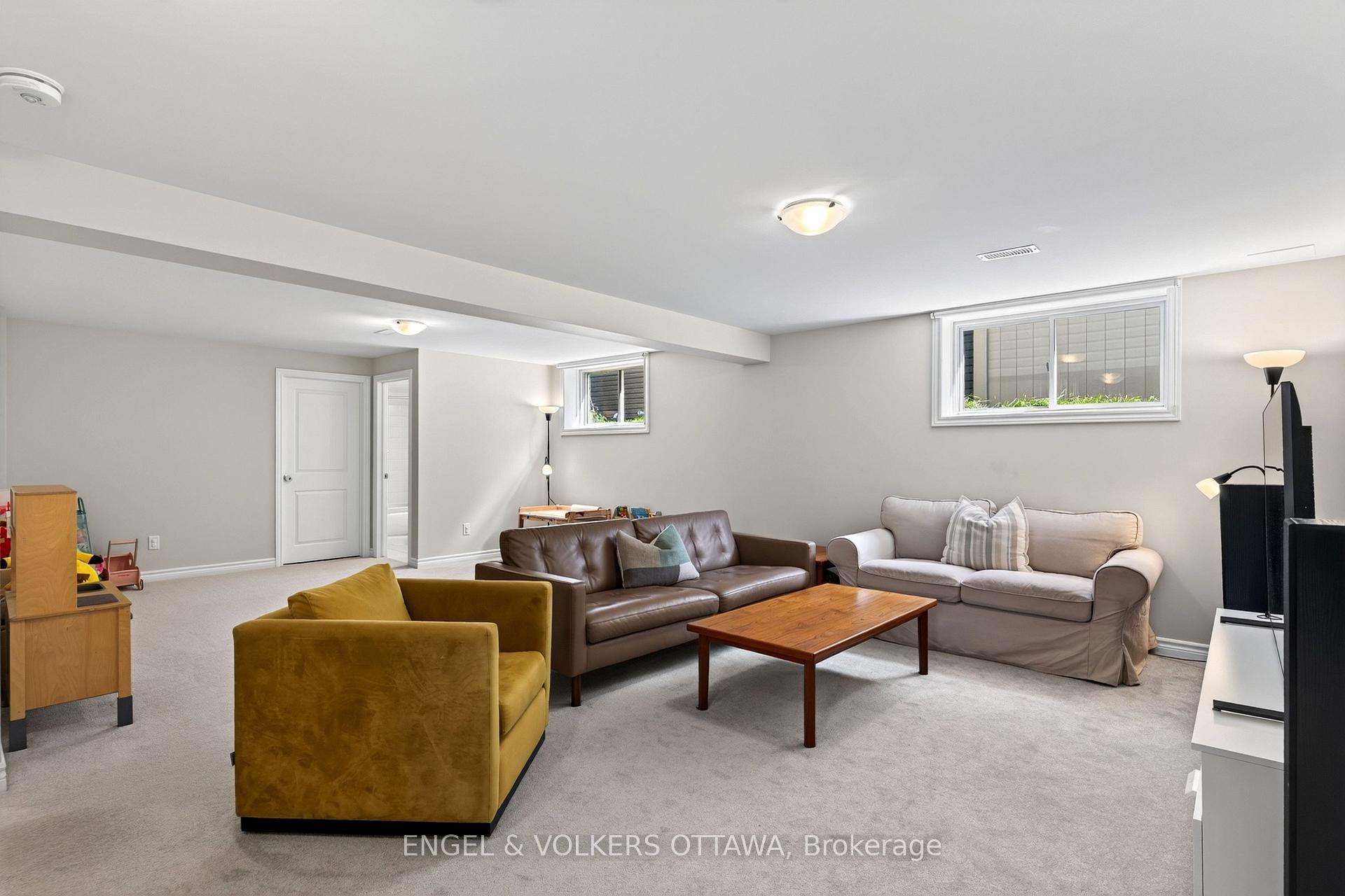Photo 36 of 920 Lucerne Drive, Russell, Embrun — HOMEH