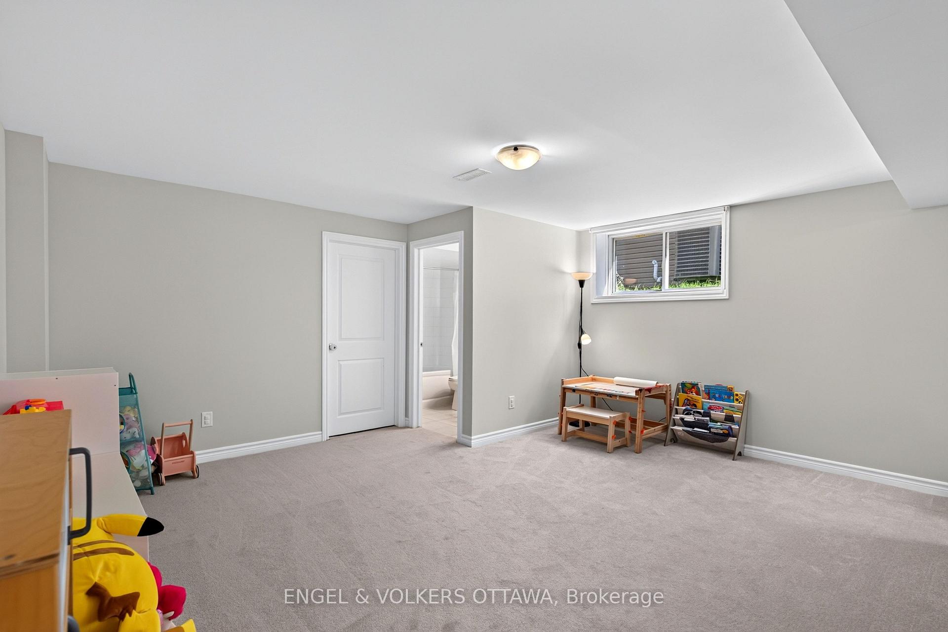 Photo 40 of 920 Lucerne Drive, Russell, Embrun — HOMEH