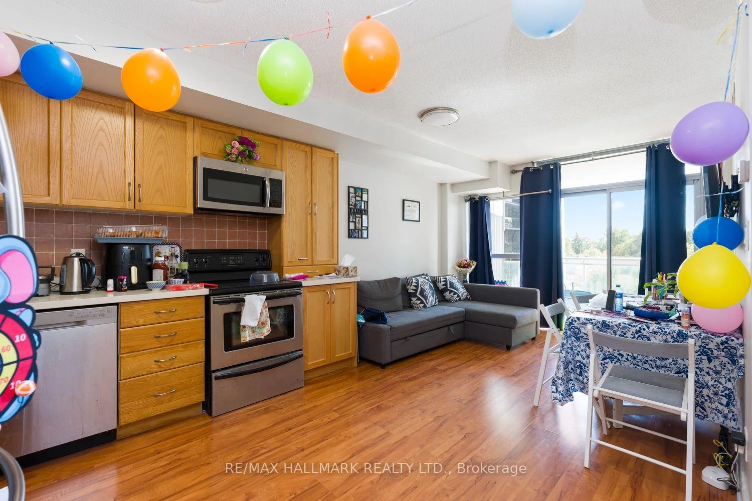 Photo 4 of Unit 506, 2464 Weston Road, North York, Weston — HOMEH