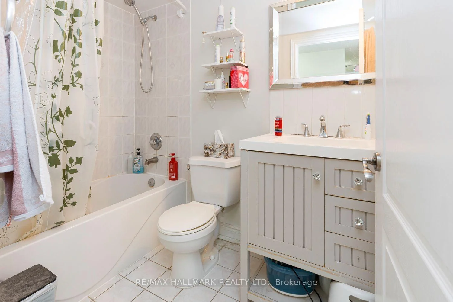Photo 10 of Unit 506, 2464 Weston Road, North York, Weston — HOMEH