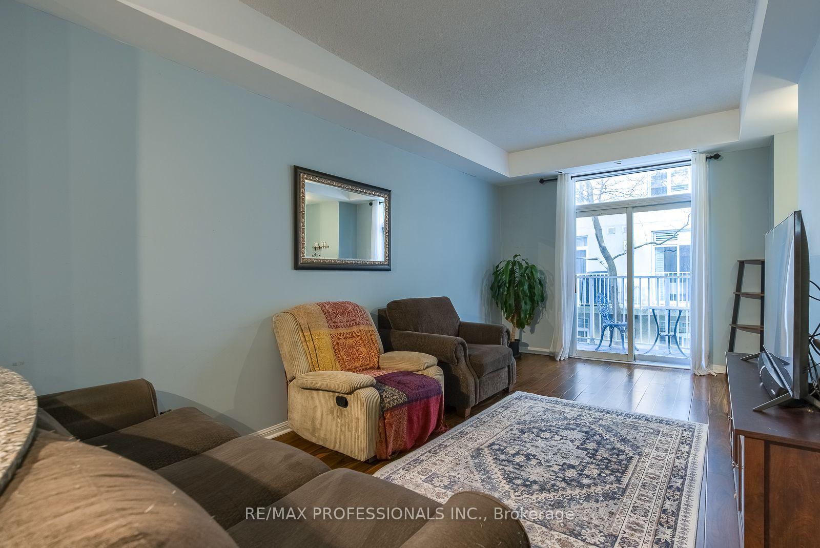 Photo 13 of Unit 232, 30 Stadium Road, Toronto, Niagara — HOMEH