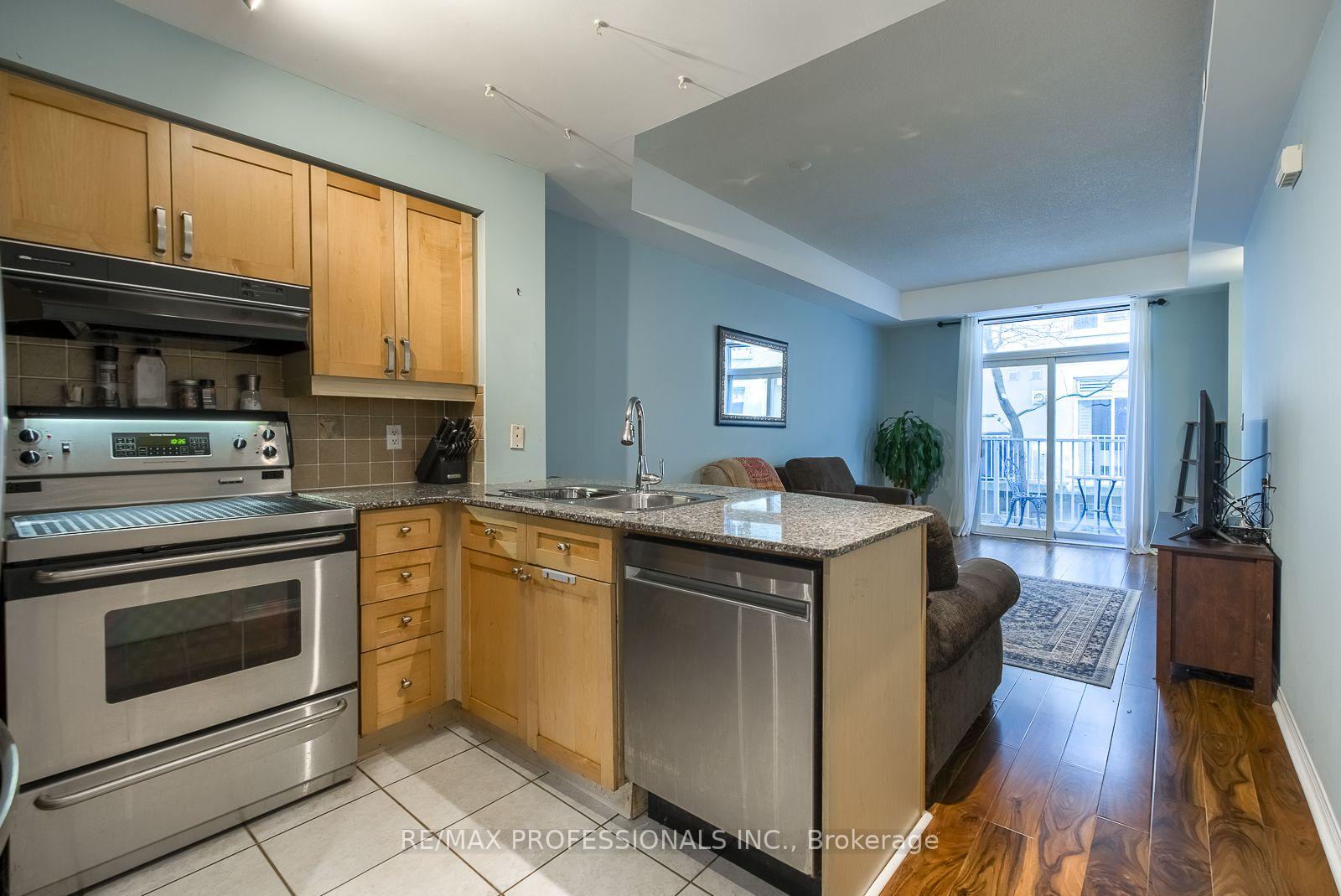 Photo 16 of Unit 232, 30 Stadium Road, Toronto, Niagara — HOMEH