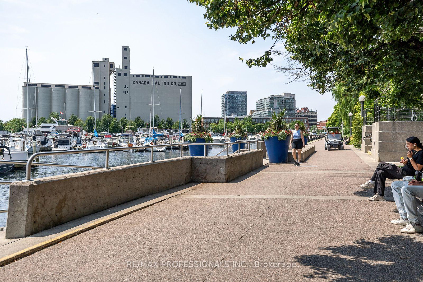 Photo 32 of Unit 232, 30 Stadium Road, Toronto, Niagara — HOMEH
