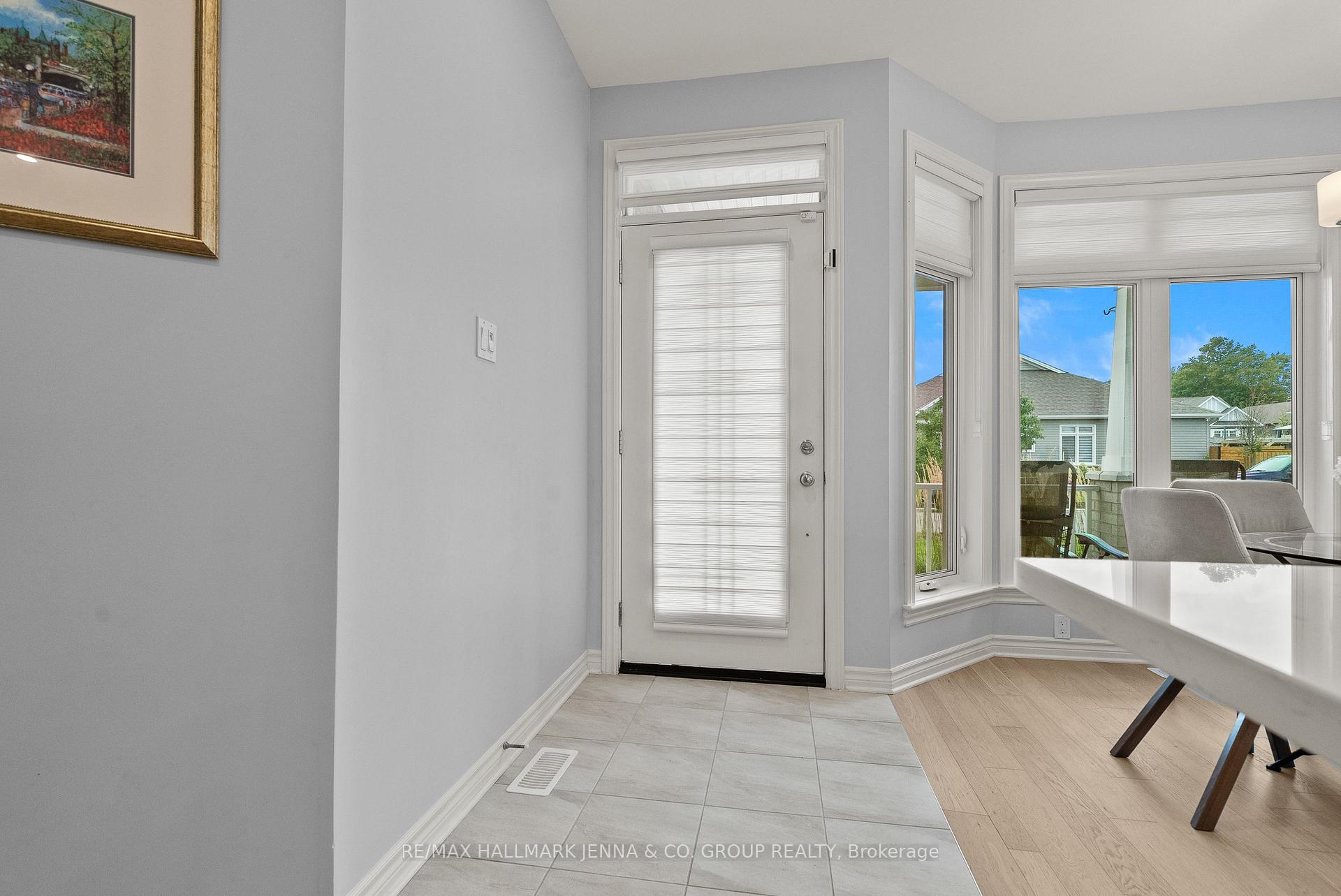 Photo 6 of 56 Kayenta Street, Ottawa, Remainder of Stittsville & Area — HOMEH