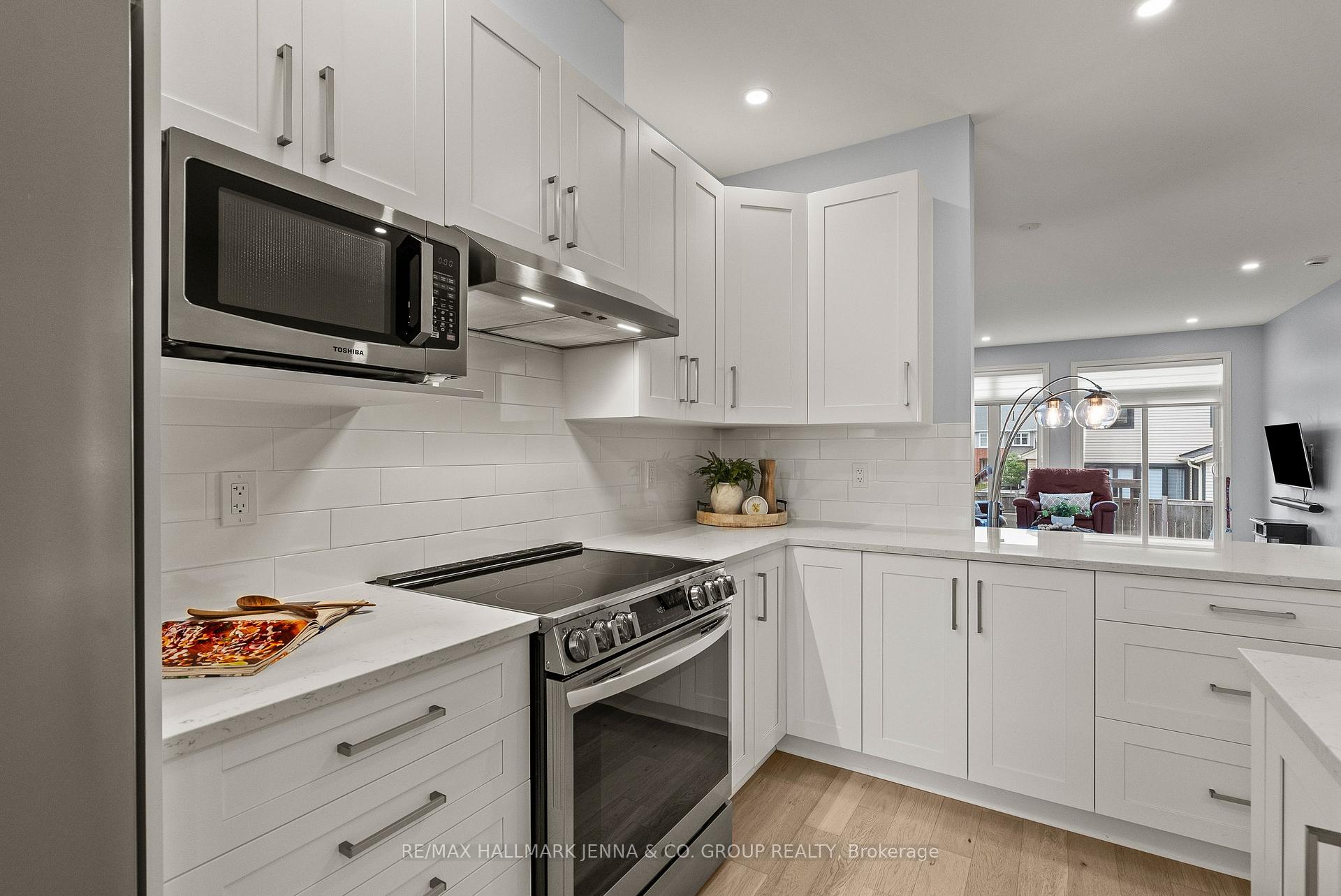 Photo 13 of 56 Kayenta Street, Ottawa, Remainder of Stittsville & Area — HOMEH