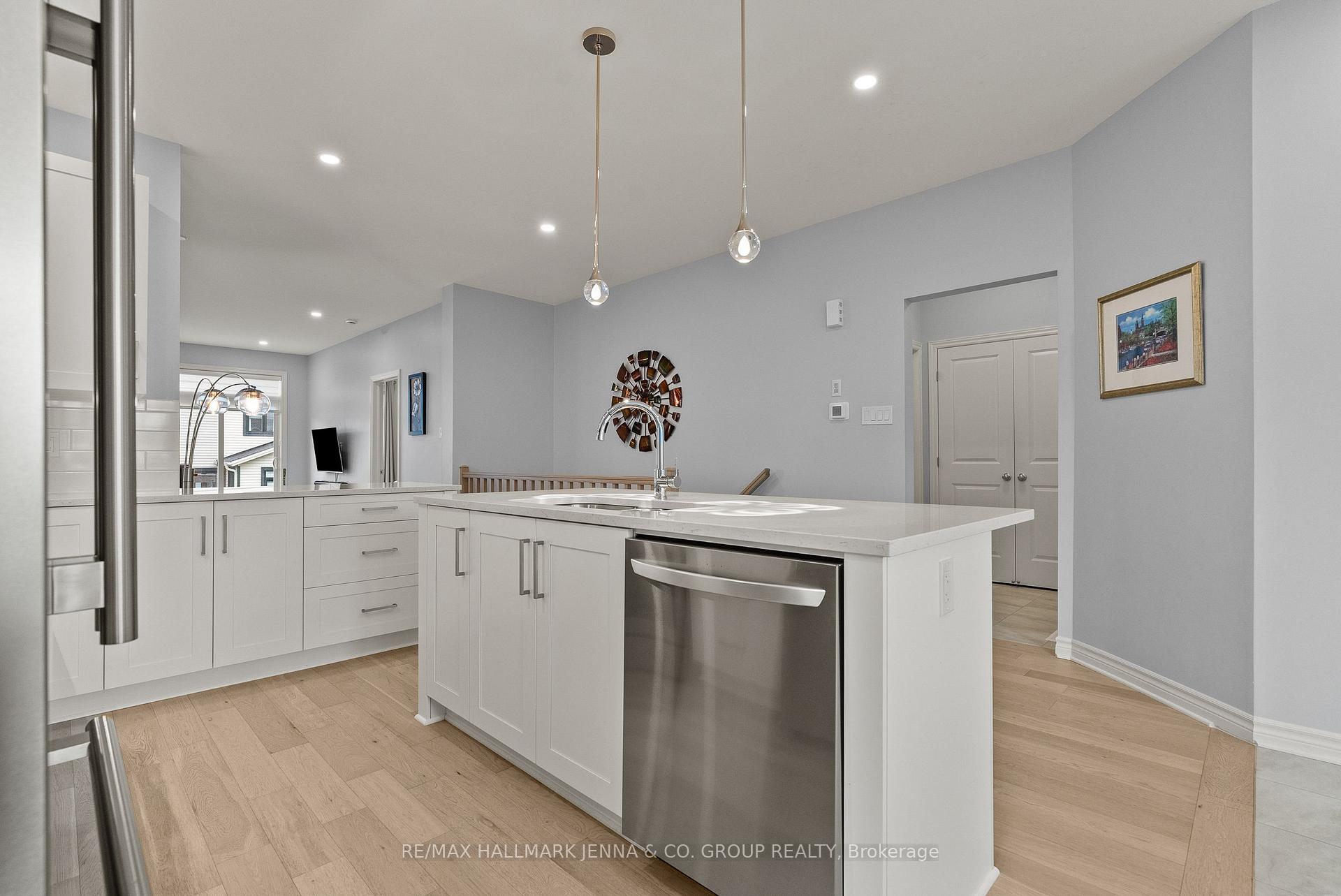 Photo 14 of 56 Kayenta Street, Ottawa, Remainder of Stittsville & Area — HOMEH