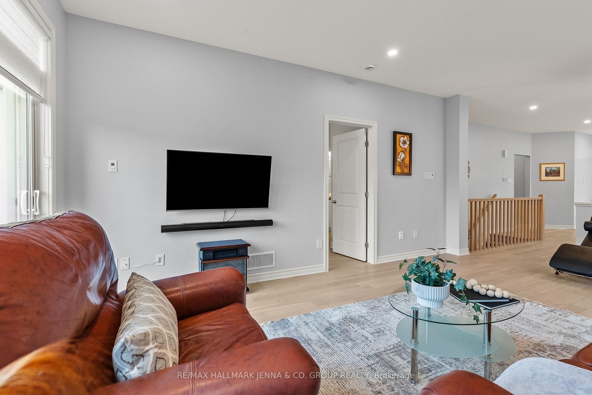 Photo 18 of 56 Kayenta Street, Ottawa, Remainder of Stittsville & Area — HOMEH