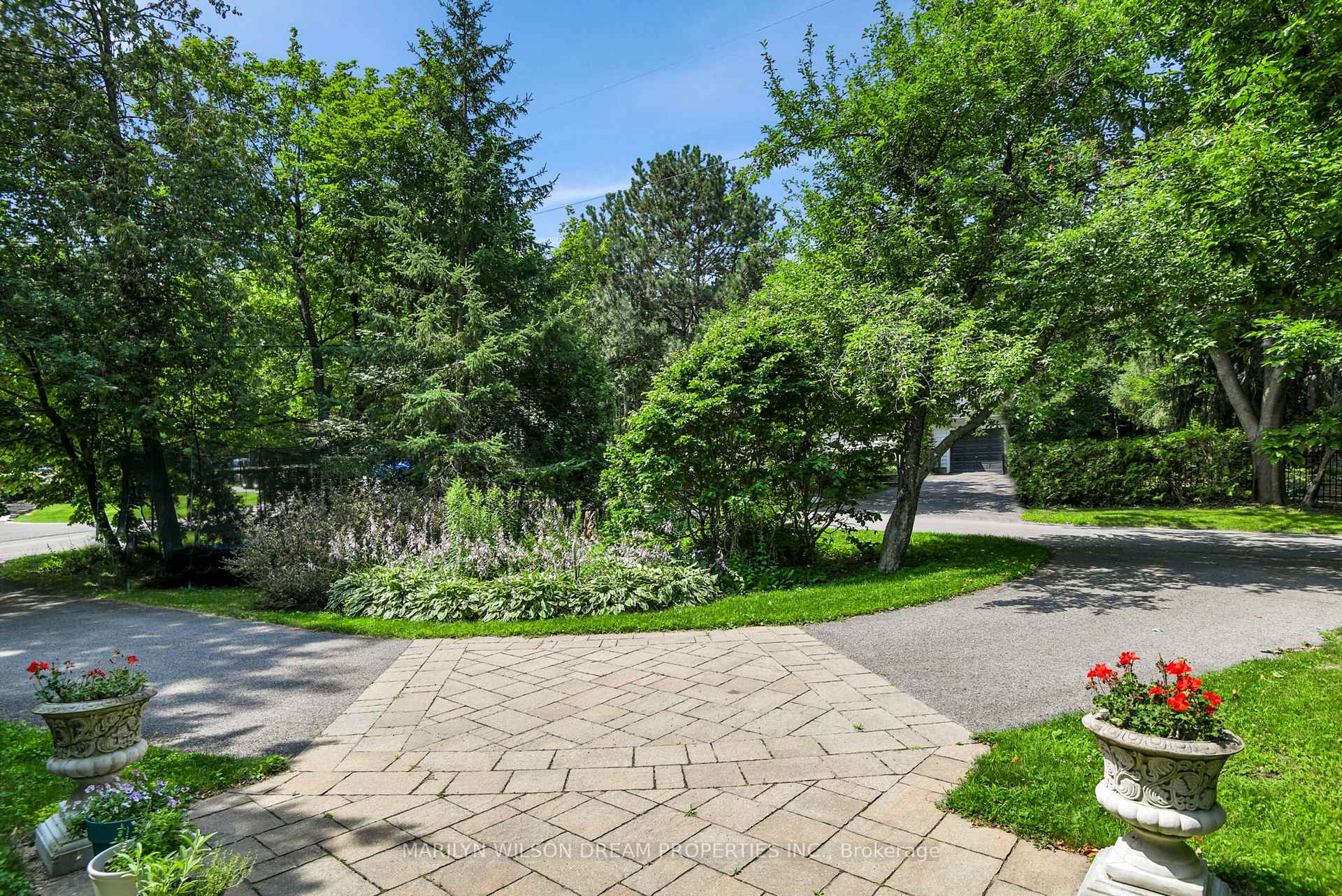 Photo 5 of 446 Cloverdale Road, Ottawa, Rockcliffe — HOMEH