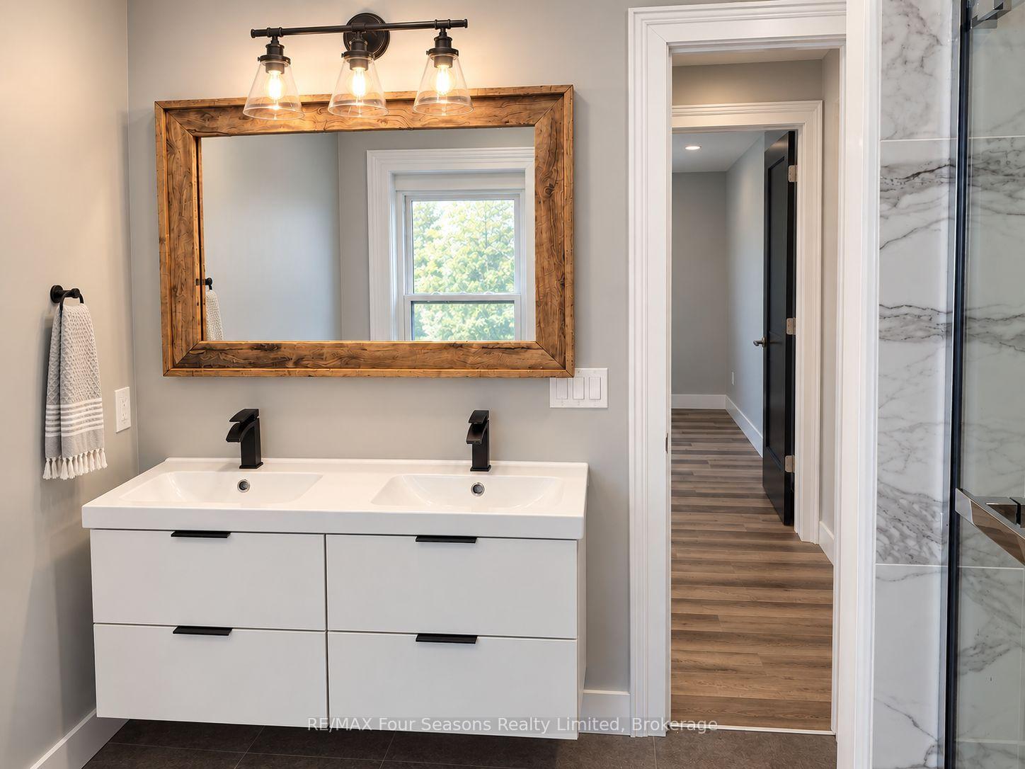 Photo 11 of 128 Denmark Street, Meaford — HOMEH