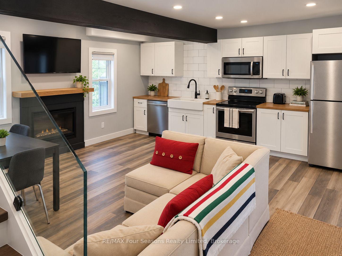 Photo 15 of 128 Denmark Street, Meaford — HOMEH