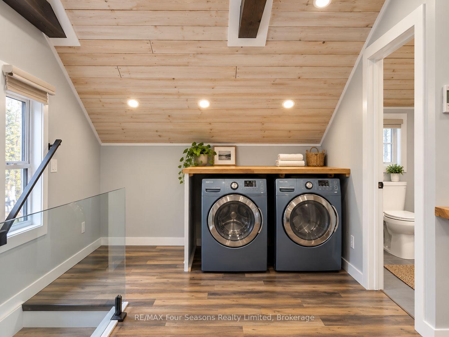 Photo 16 of 128 Denmark Street, Meaford — HOMEH