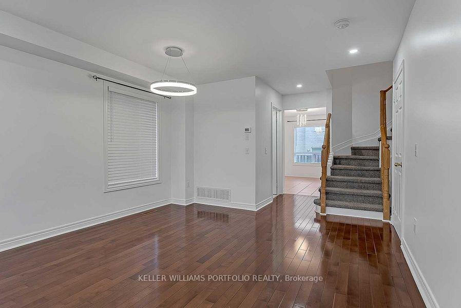 Photo 3 of 12 Bloomsbury Road, Markham, Greensborough — HOMEH