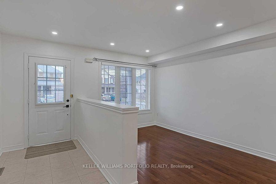 Photo 5 of 12 Bloomsbury Road, Markham, Greensborough — HOMEH