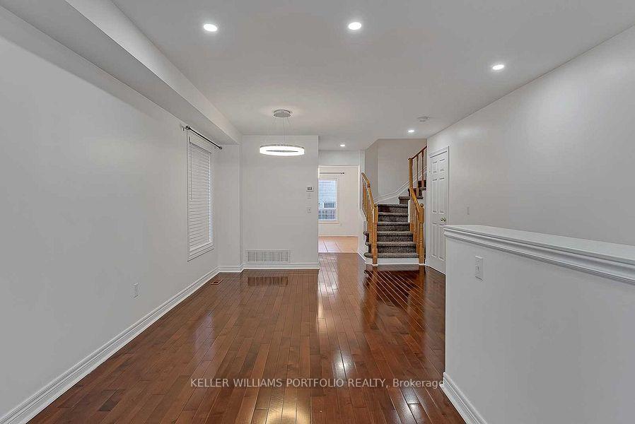 Photo 9 of 12 Bloomsbury Road, Markham, Greensborough — HOMEH