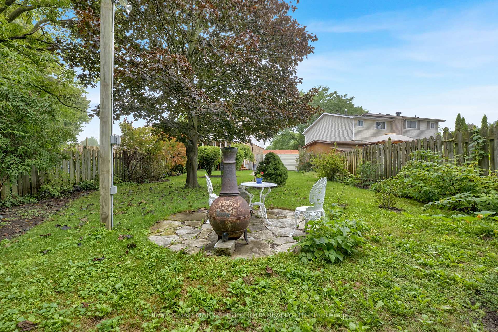 Photo 25 of 963 Renfrew Court, Oshawa, Lakeview — HOMEH