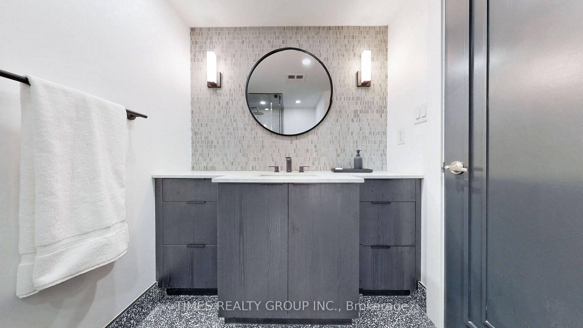 Photo 21 of Unit 504, 80 Cumberland Street, Toronto, The Annex — HOMEH