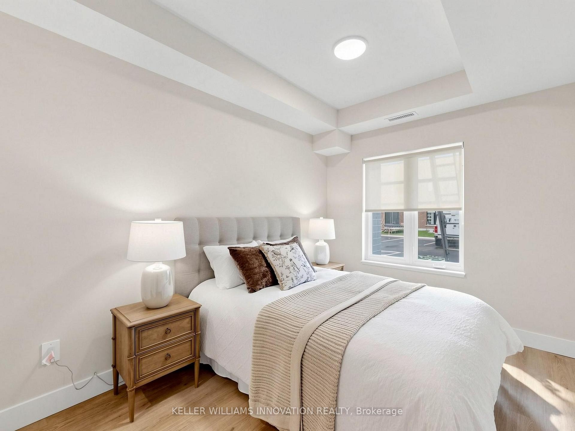 Photo 3 of 935 Twamley Street W, North Perth, Elma — HOMEH