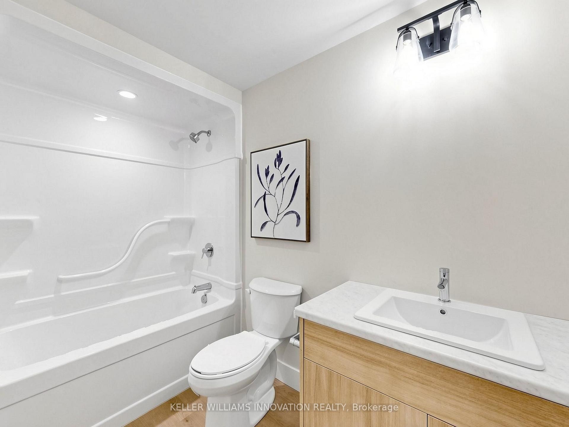 Photo 4 of 935 Twamley Street W, North Perth, Elma — HOMEH
