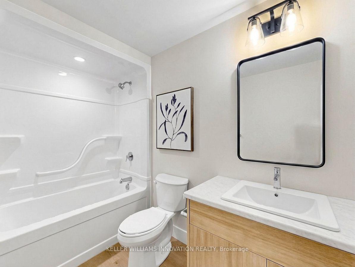Photo 5 of 935 Twamley Street W, North Perth, Elma — HOMEH