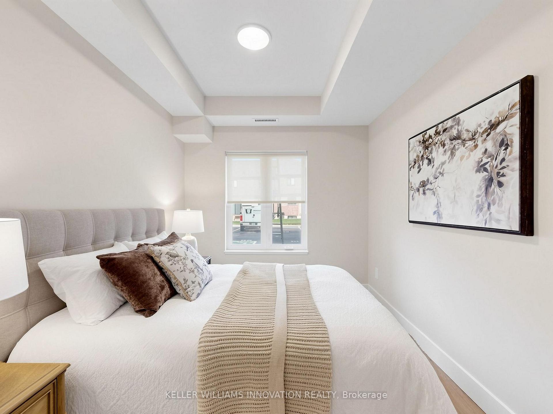 Photo 6 of 935 Twamley Street W, North Perth, Elma — HOMEH