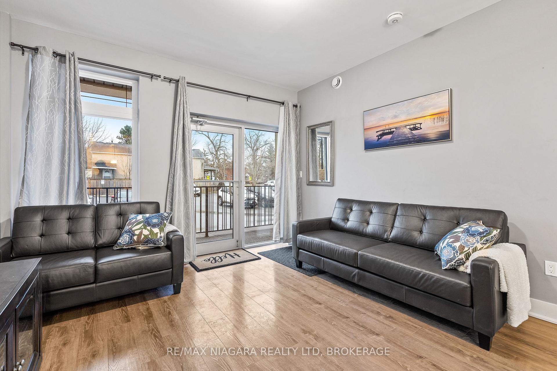Photo 7 of Unit 110, 3710 Main Street, Niagara Falls, Chippawa — HOMEH