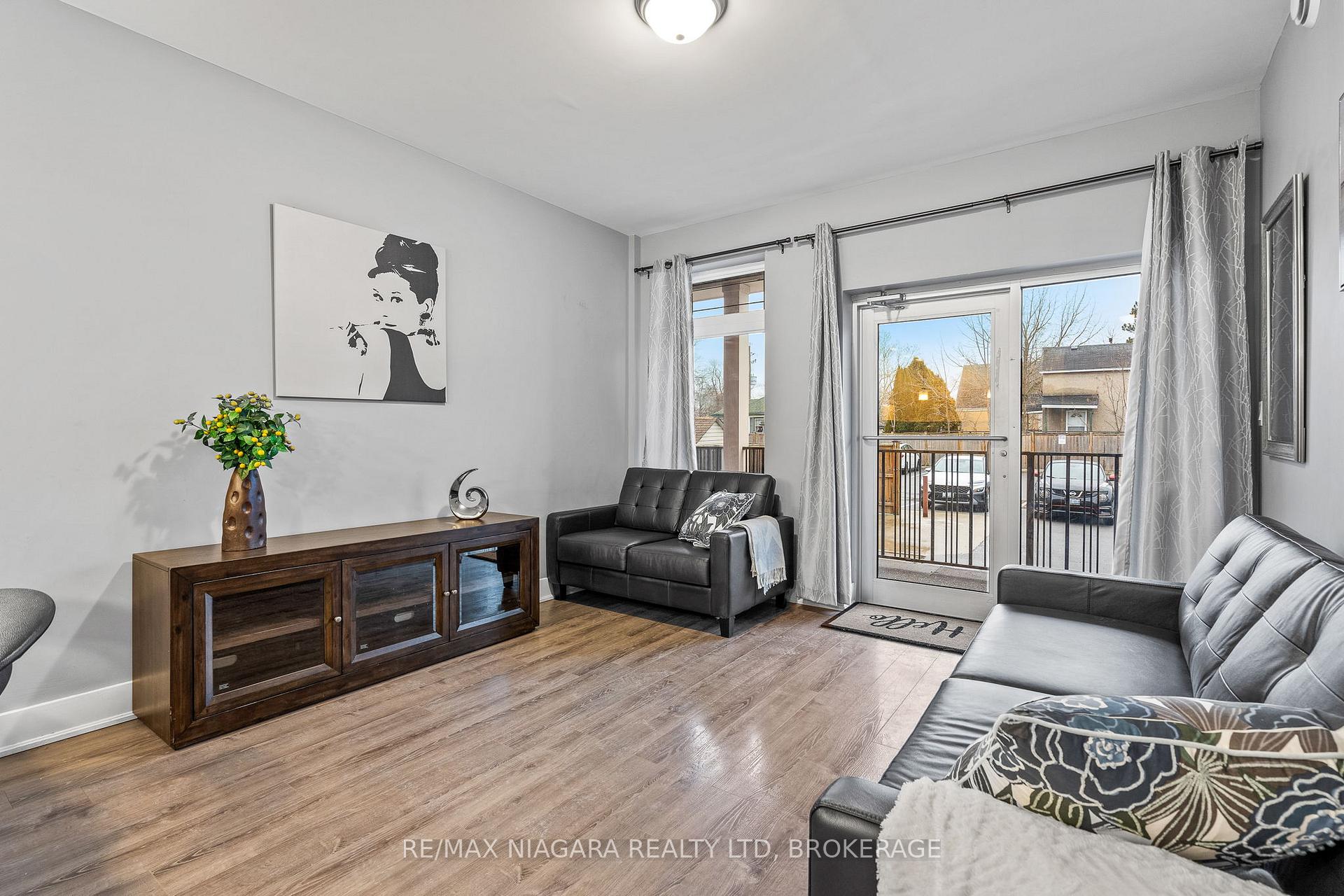 Photo 8 of Unit 110, 3710 Main Street, Niagara Falls, Chippawa — HOMEH