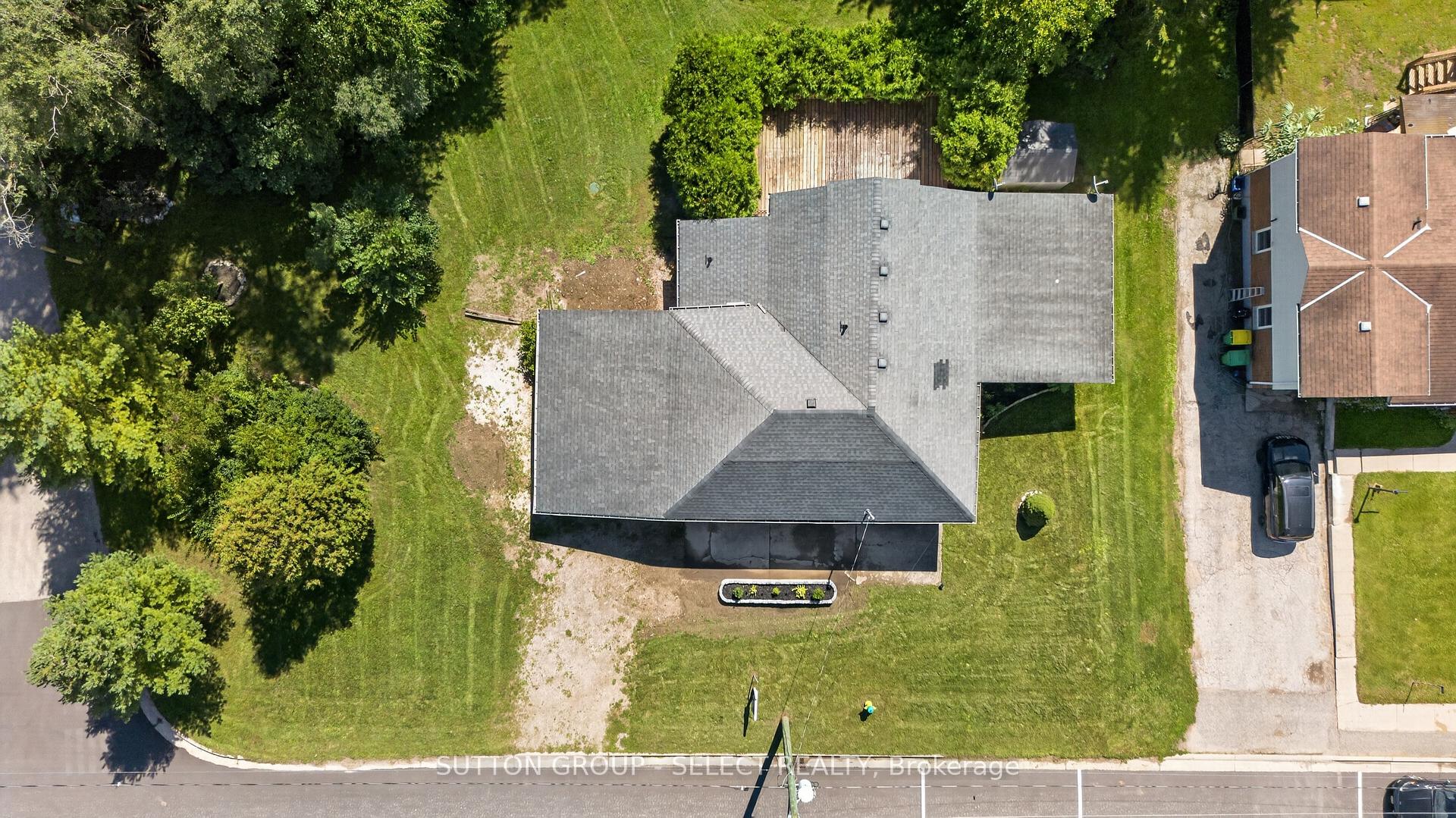 Photo 3 of 1825 Longwoods Drive, Southwest Middlesex, Wardsville — HOMEH