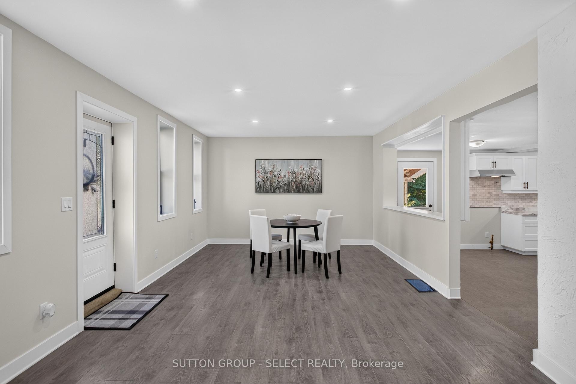 Photo 11 of 1825 Longwoods Drive, Southwest Middlesex, Wardsville — HOMEH