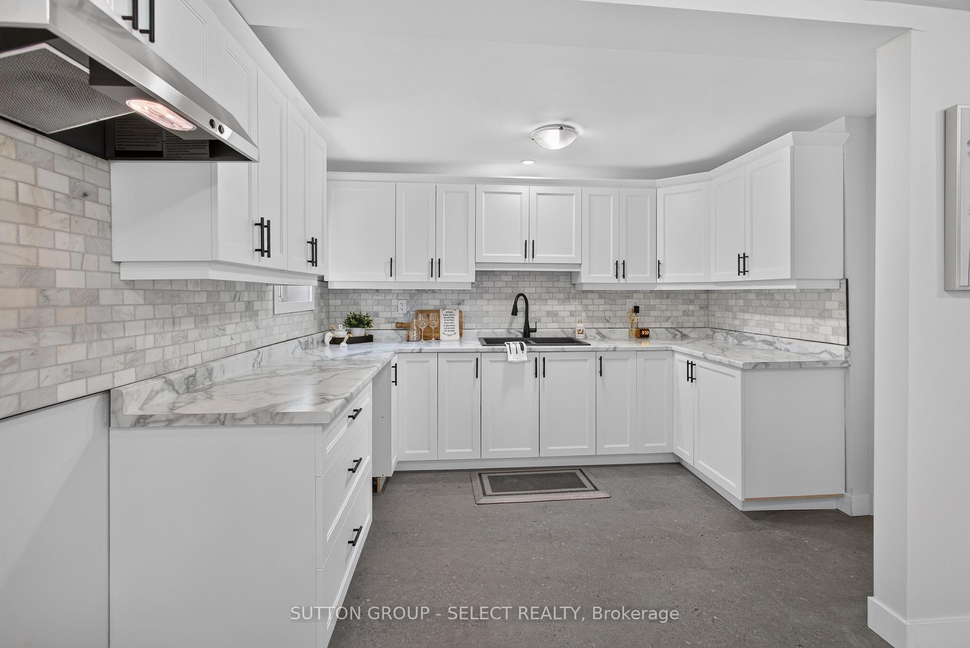 Photo 13 of 1825 Longwoods Drive, Southwest Middlesex, Wardsville — HOMEH