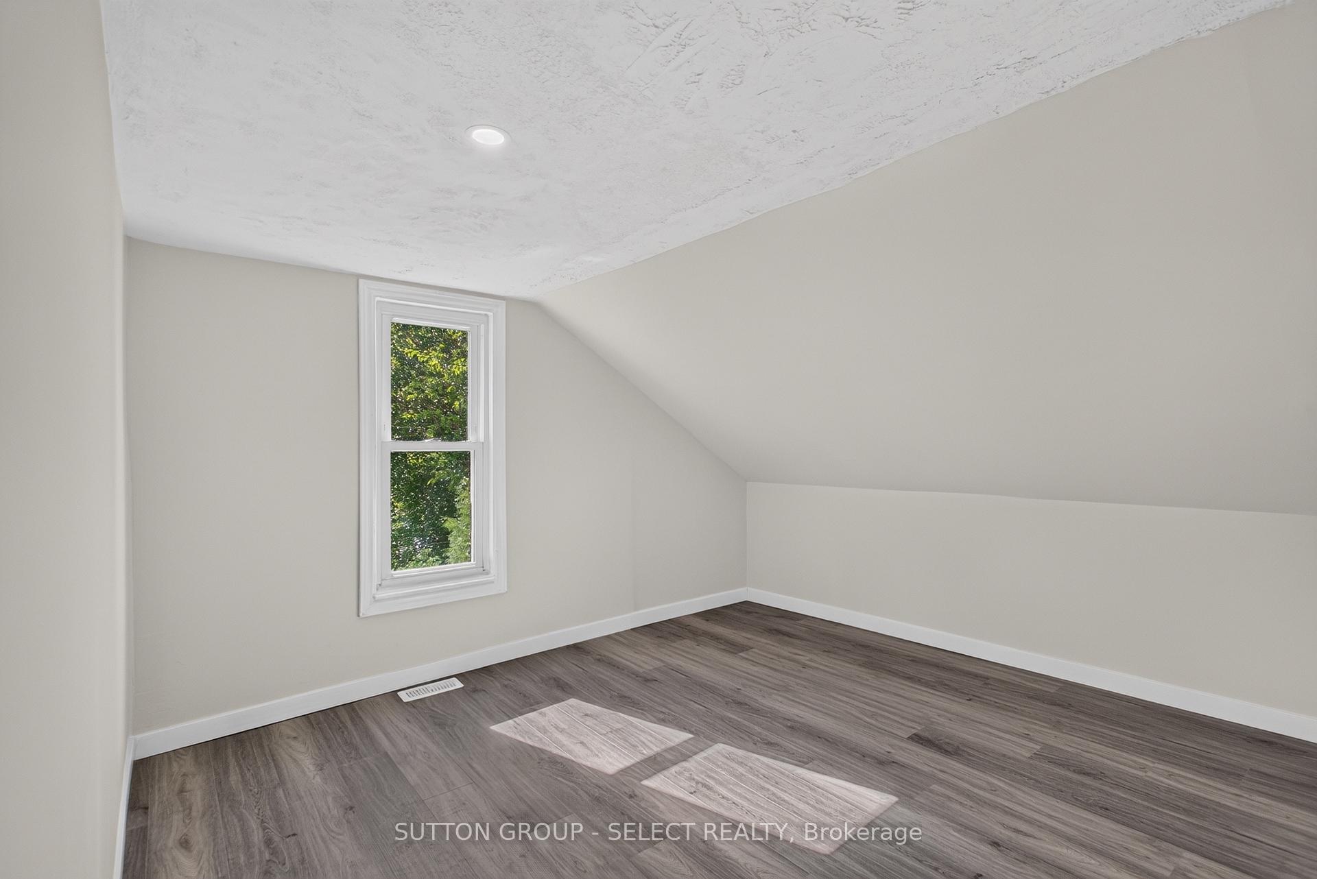 Photo 30 of 1825 Longwoods Drive, Southwest Middlesex, Wardsville — HOMEH
