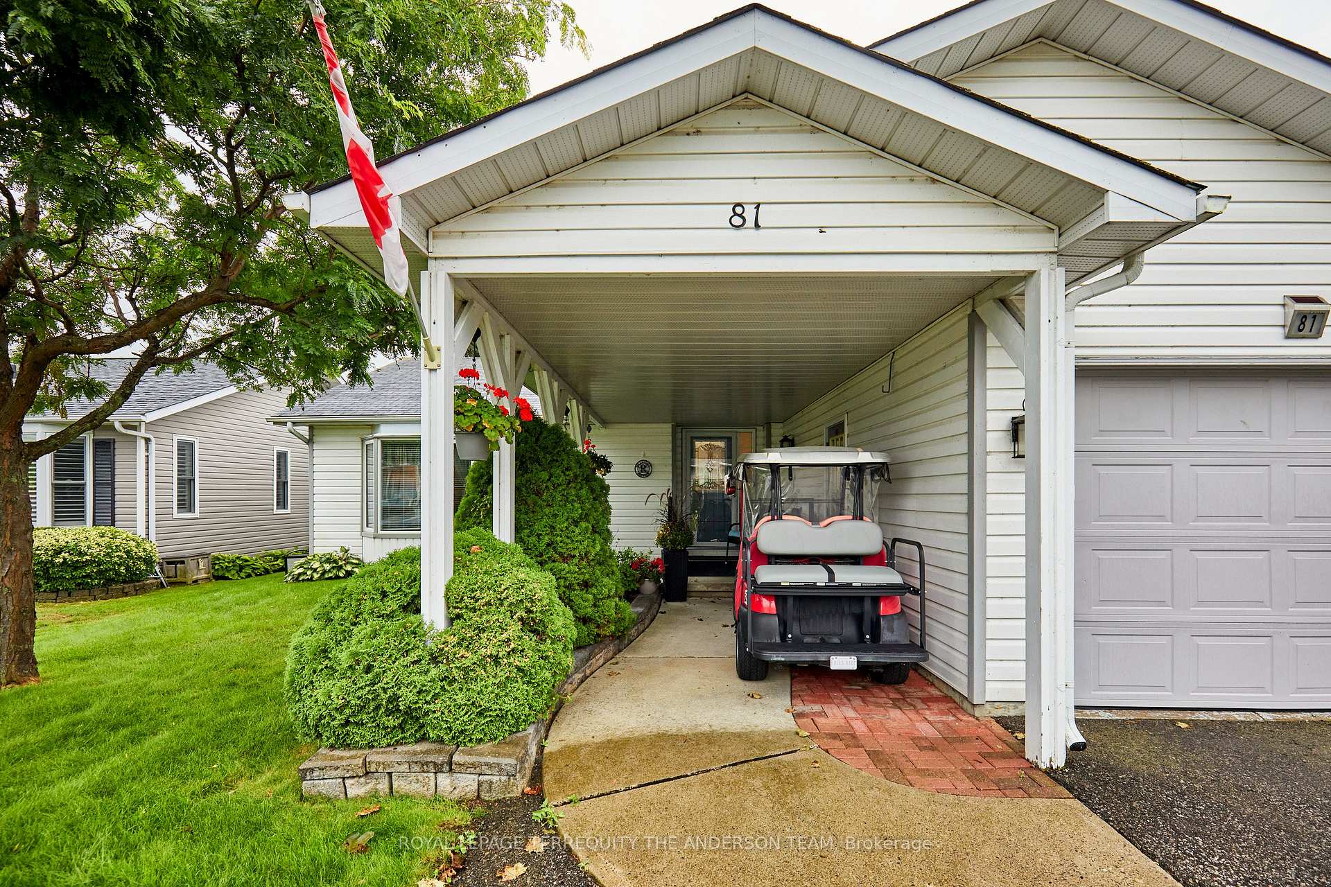 Photo 4 of 81 Wilmot Trail, Clarington, Newcastle — HOMEH
