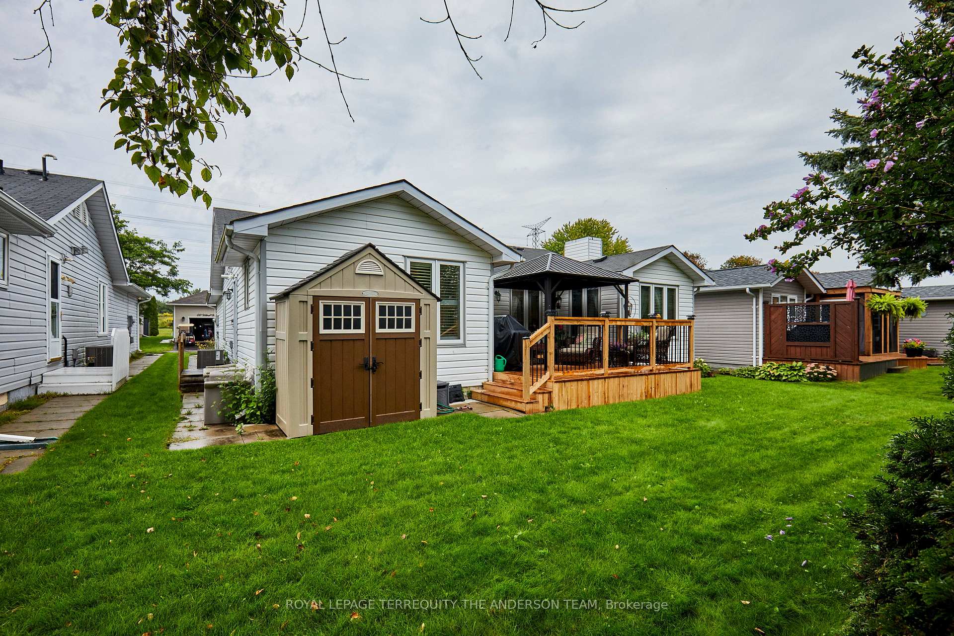 Photo 7 of 81 Wilmot Trail, Clarington, Newcastle — HOMEH