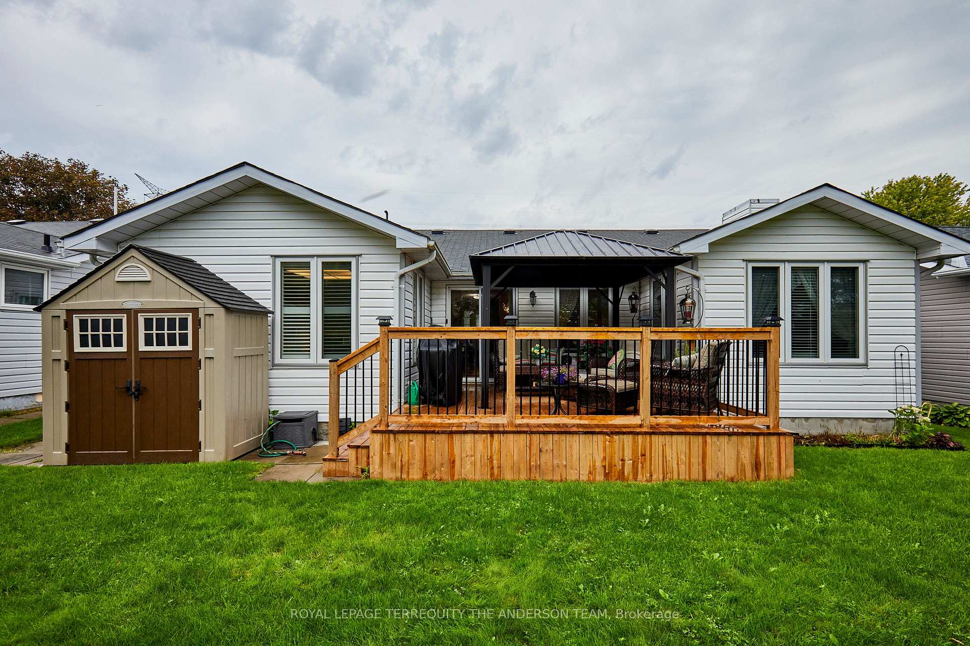 Photo 9 of 81 Wilmot Trail, Clarington, Newcastle — HOMEH
