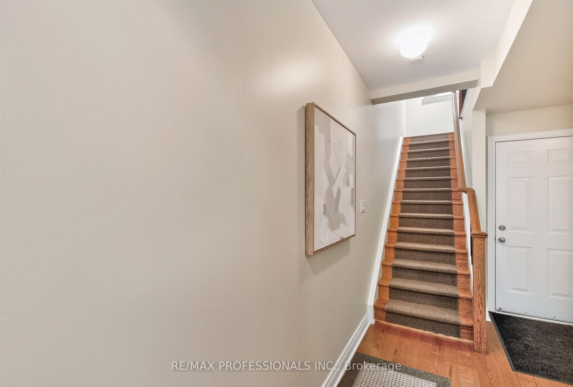Photo 3 of 80 Furrow Lane, Etobicoke, Islington-City Centre West — HOMEH