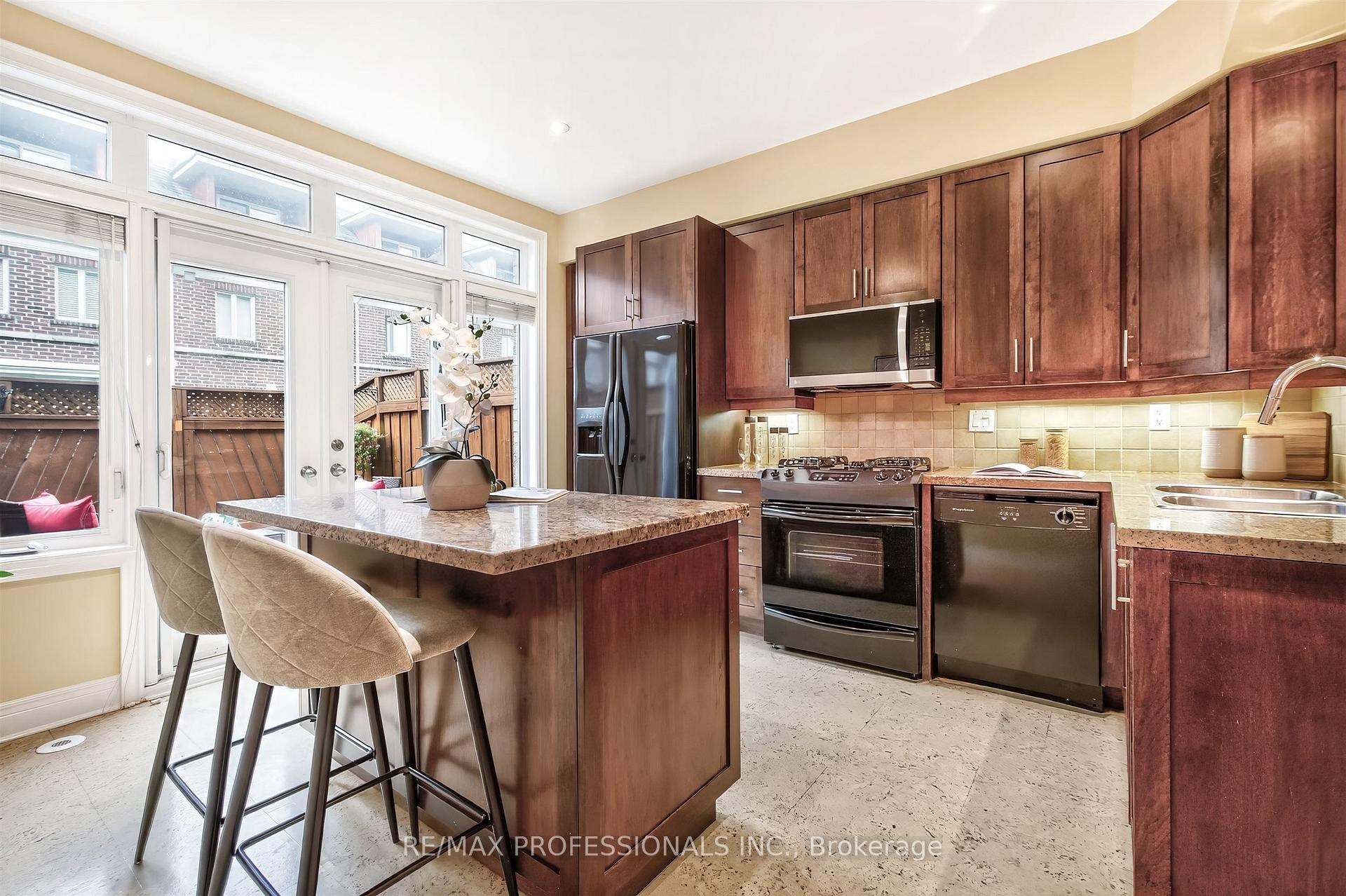 Photo 20 of 80 Furrow Lane, Etobicoke, Islington-City Centre West — HOMEH