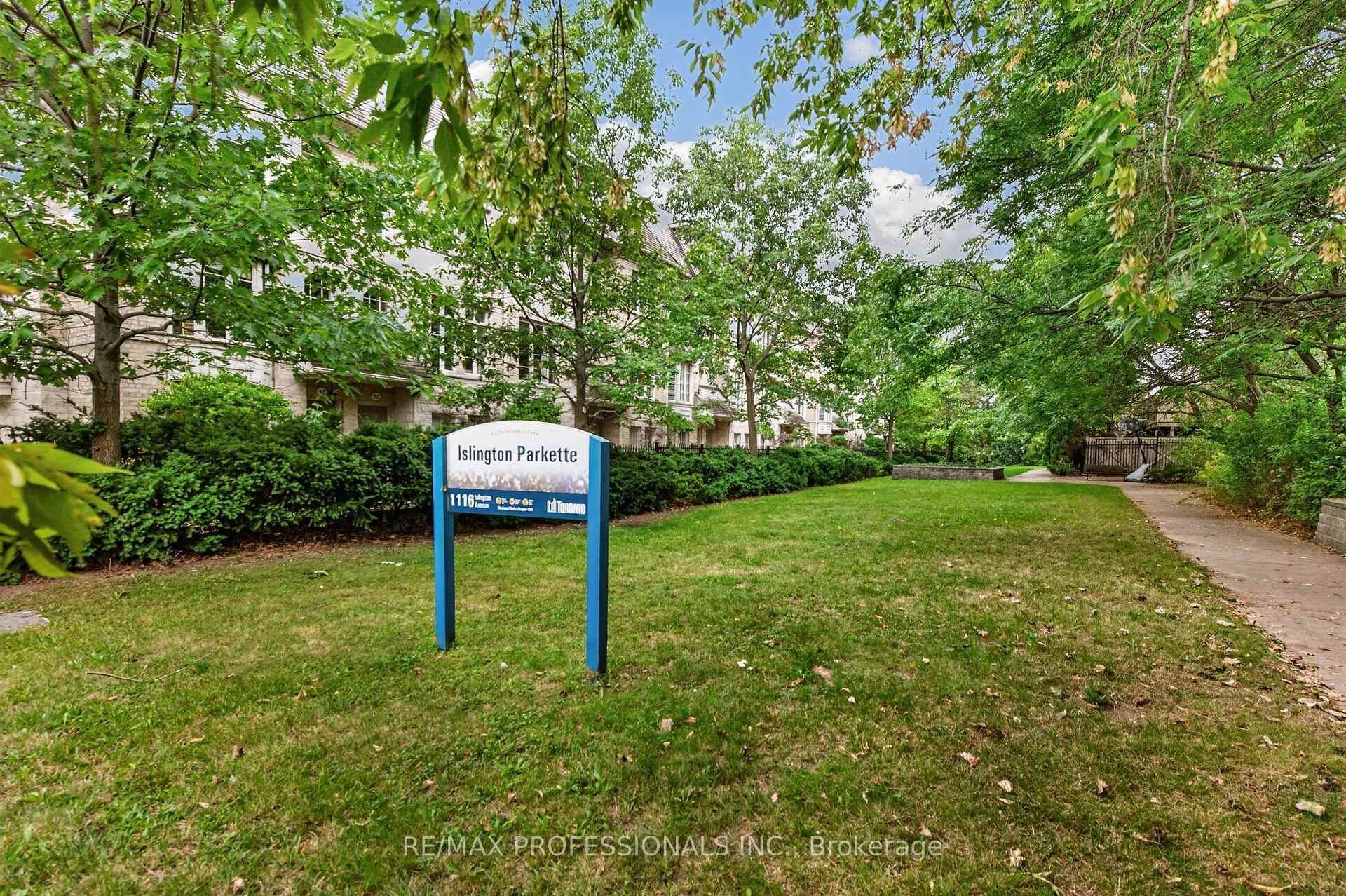 Photo 46 of 80 Furrow Lane, Etobicoke, Islington-City Centre West — HOMEH