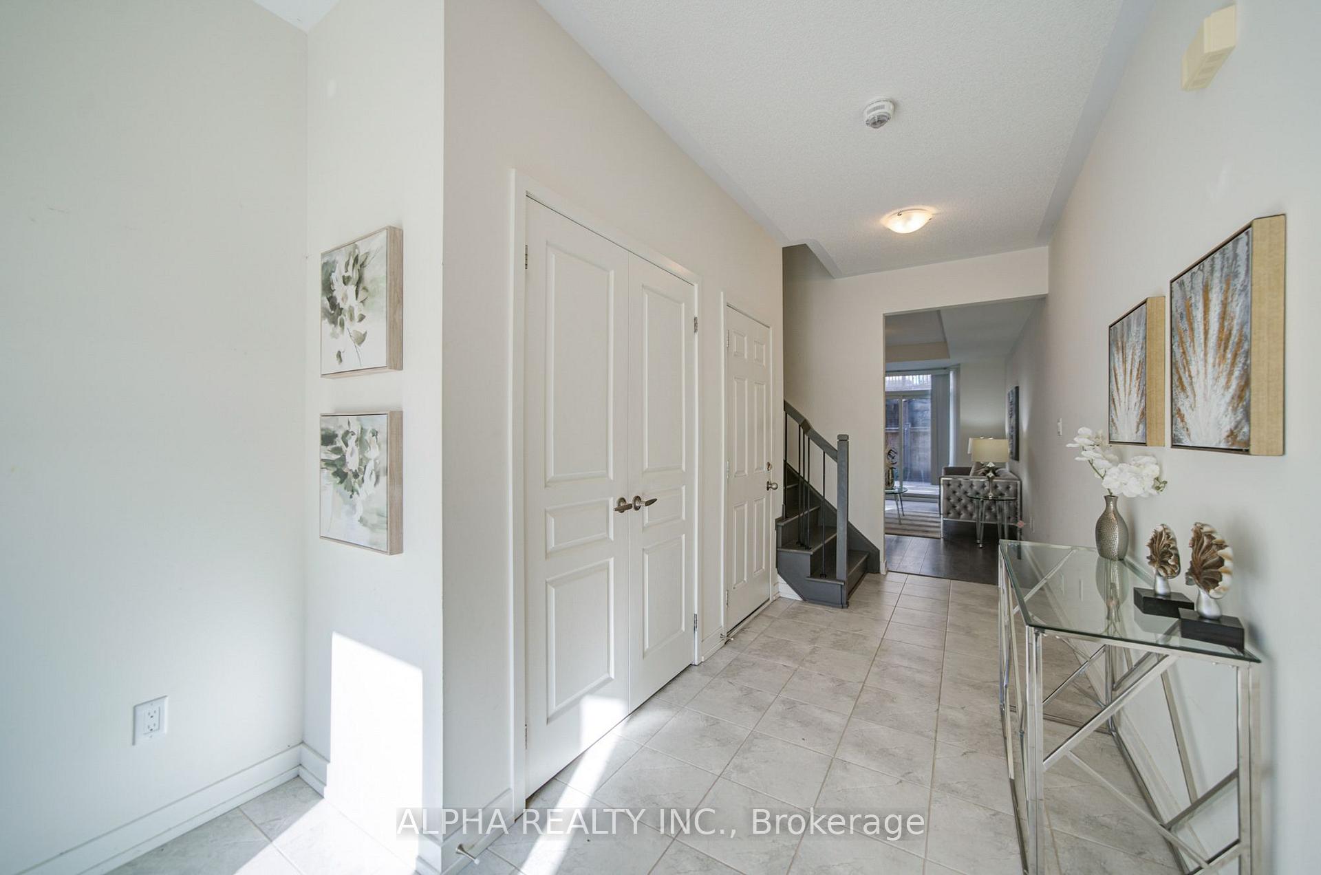 Photo 6 of 179 Squire Crescent, Oakville, Glenorchy — HOMEH