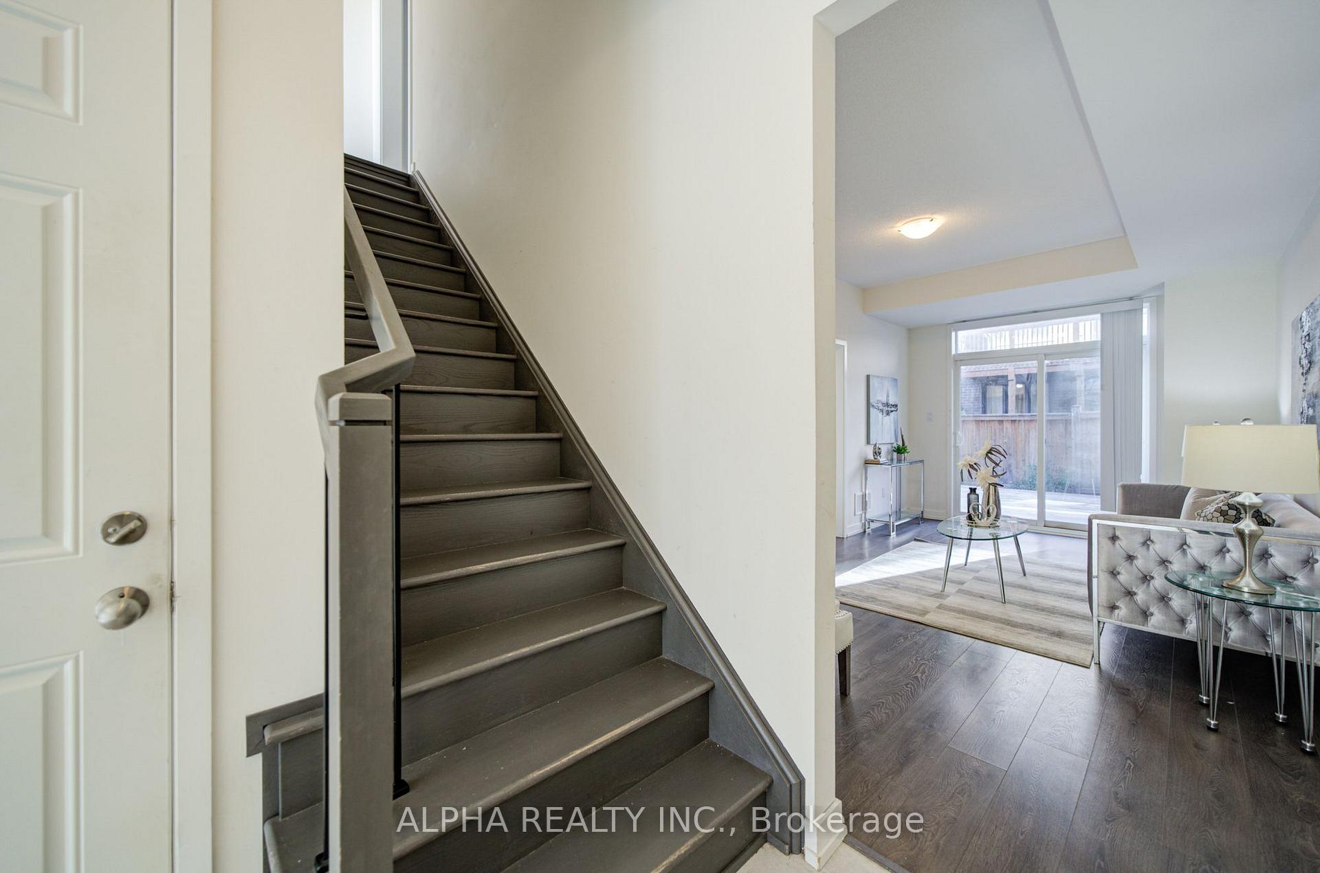 Photo 7 of 179 Squire Crescent, Oakville, Glenorchy — HOMEH