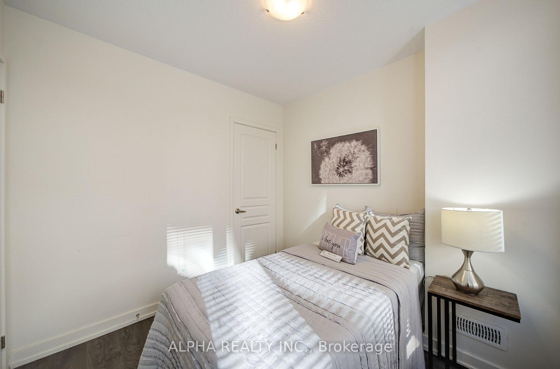 Photo 14 of 179 Squire Crescent, Oakville, Glenorchy — HOMEH