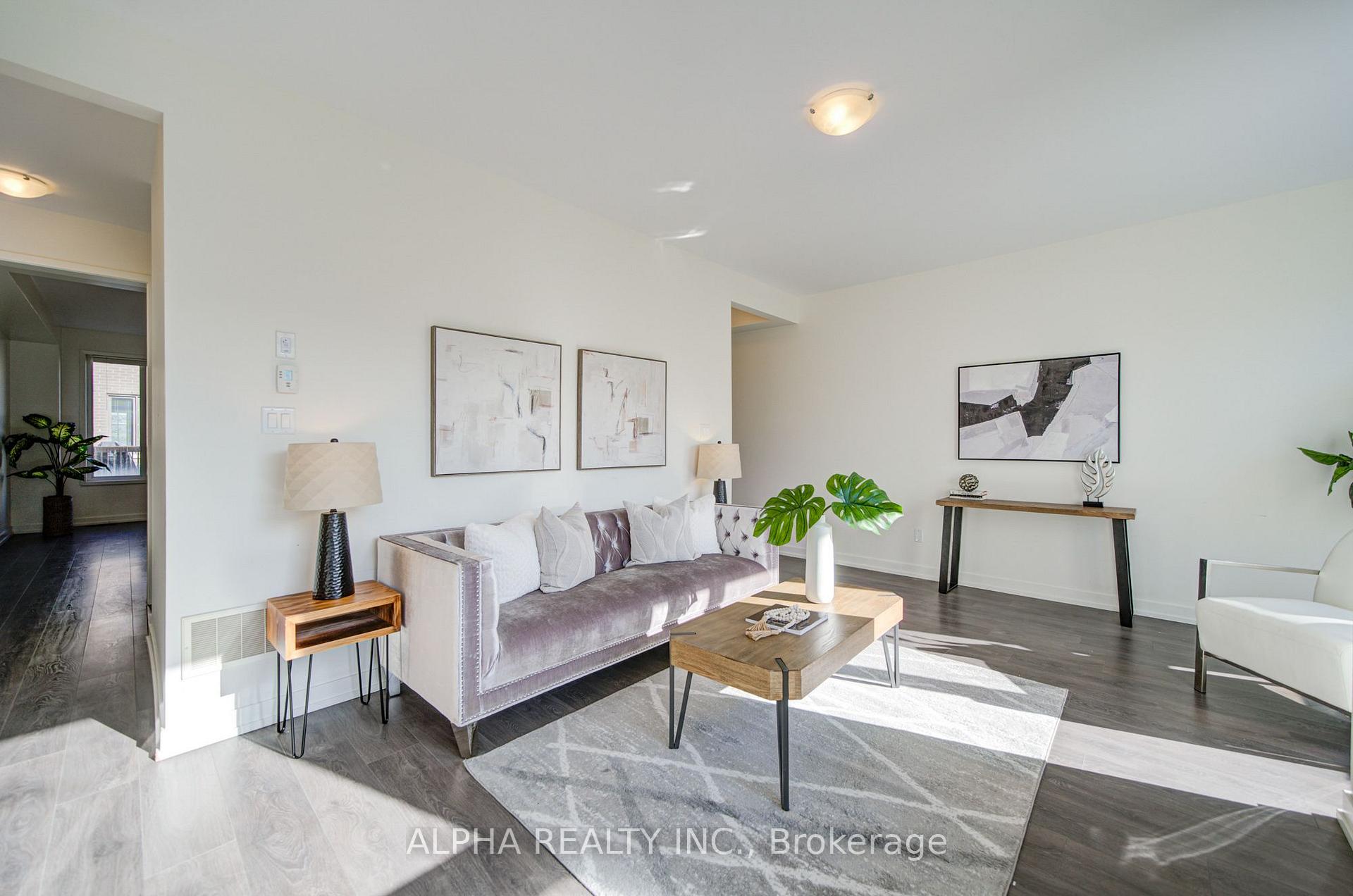 Photo 32 of 179 Squire Crescent, Oakville, Glenorchy — HOMEH