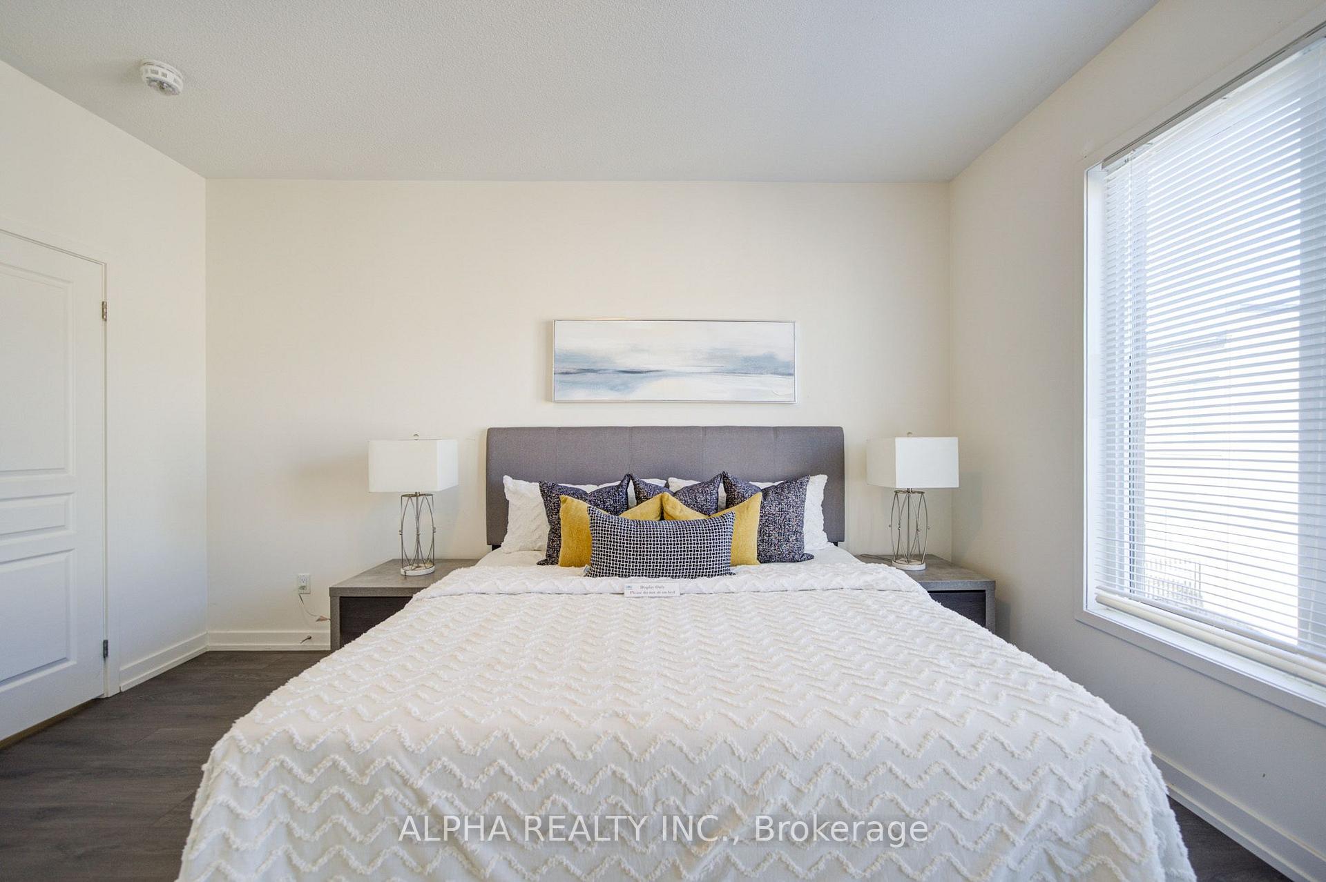 Photo 40 of 179 Squire Crescent, Oakville, Glenorchy — HOMEH
