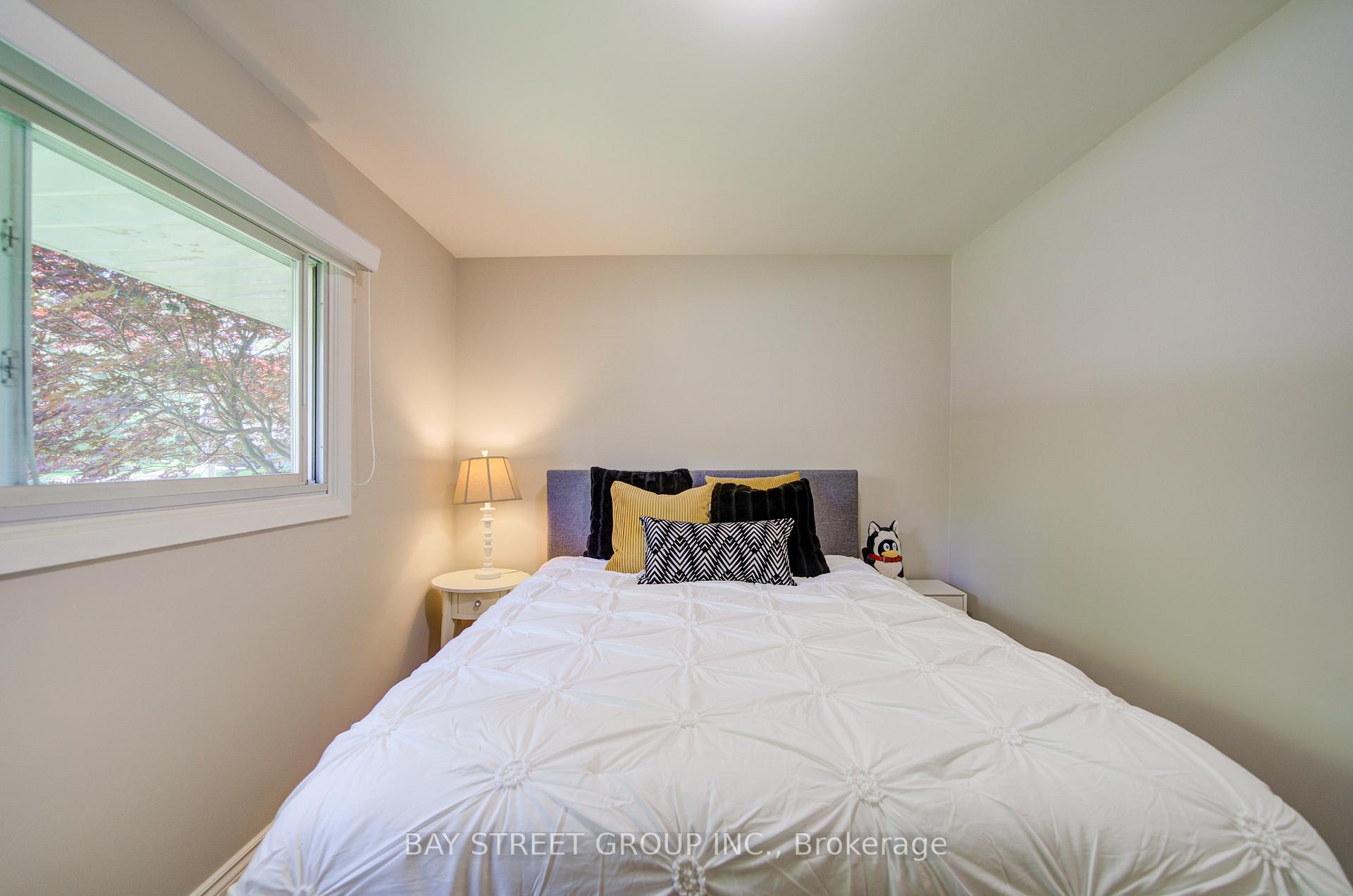 Photo 26 of 88 Marsdale Drive, St. Catharines, Glendale/Glenridge — HOMEH
