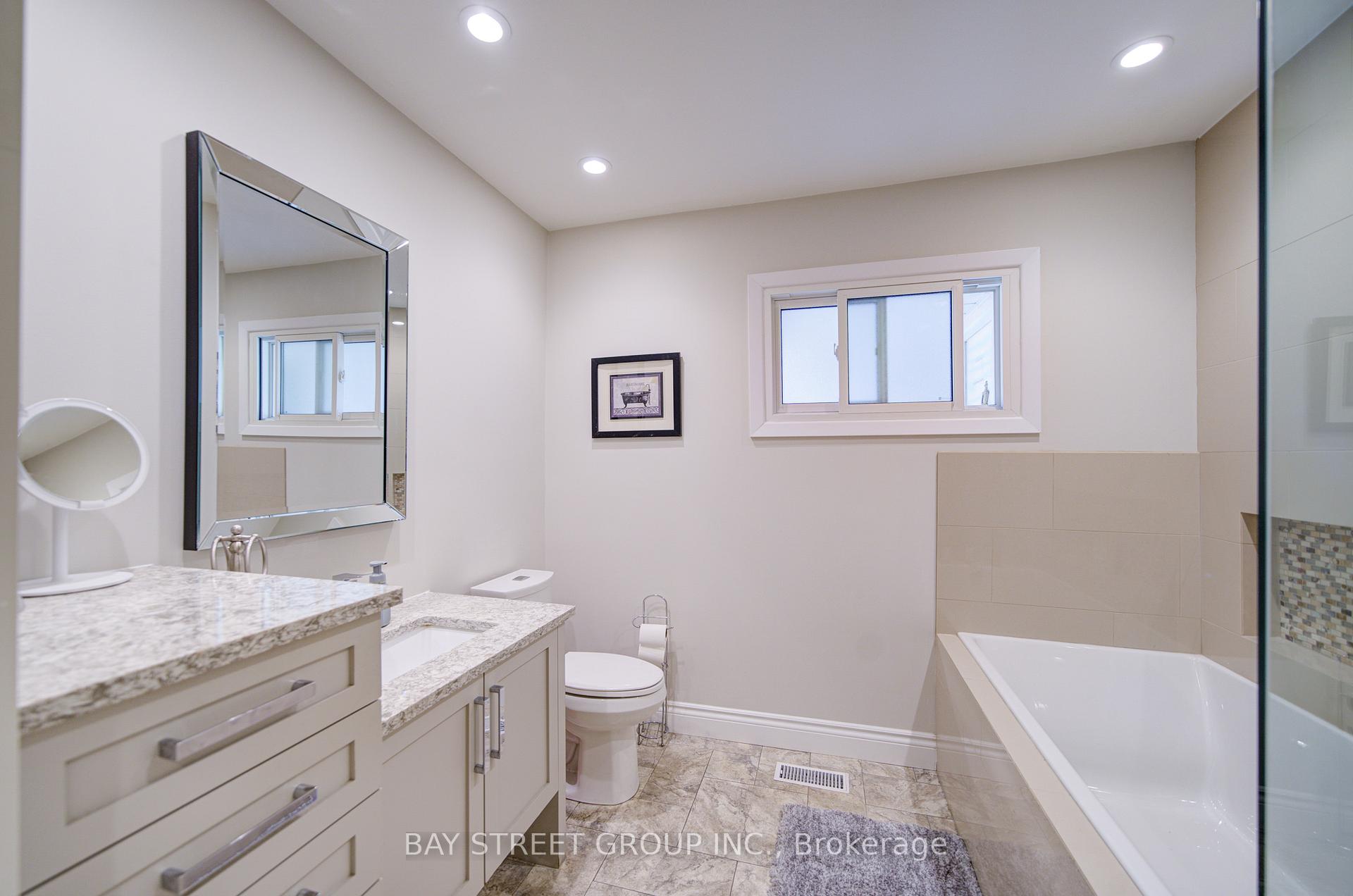 Photo 28 of 88 Marsdale Drive, St. Catharines, Glendale/Glenridge — HOMEH
