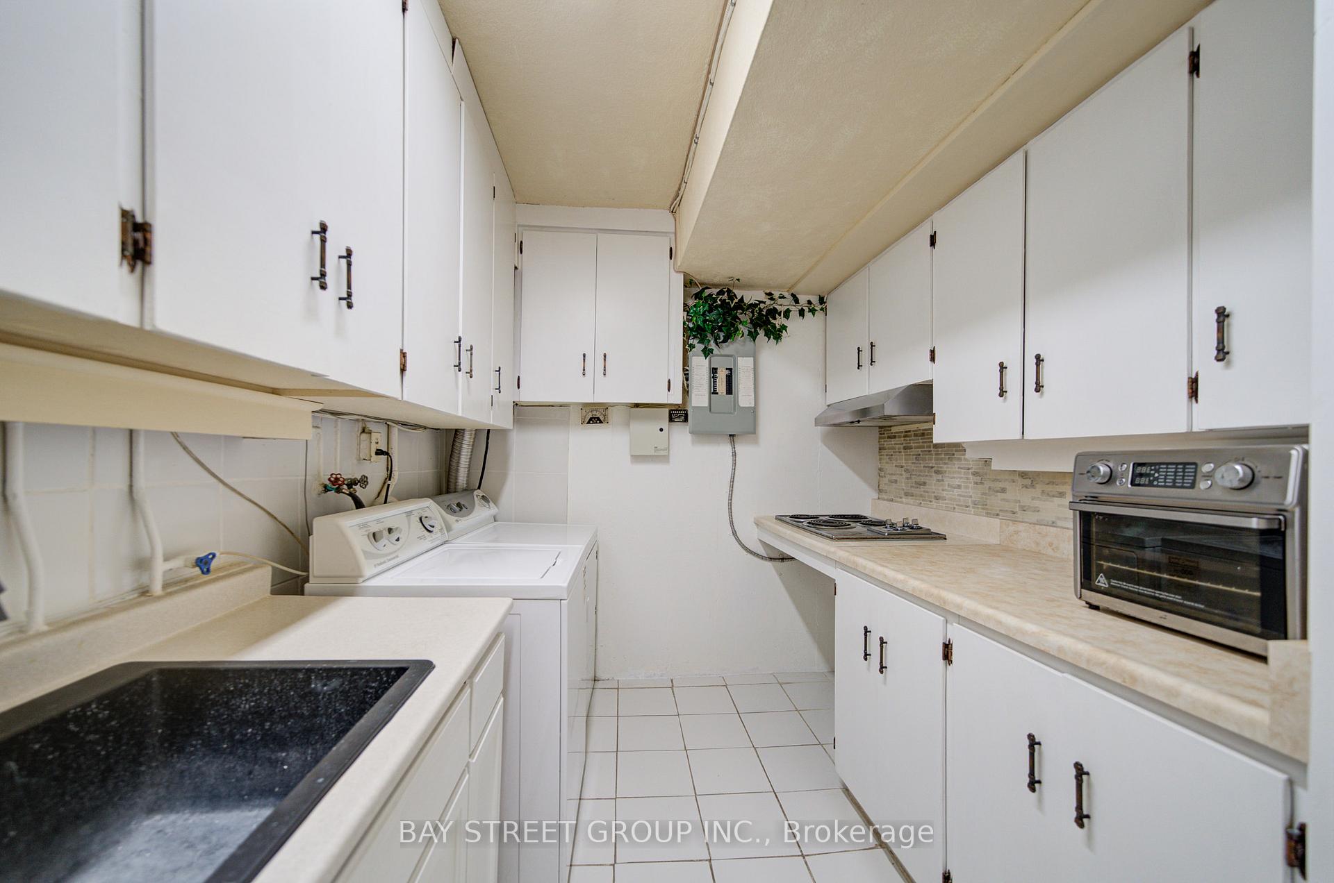 Photo 42 of 88 Marsdale Drive, St. Catharines, Glendale/Glenridge — HOMEH